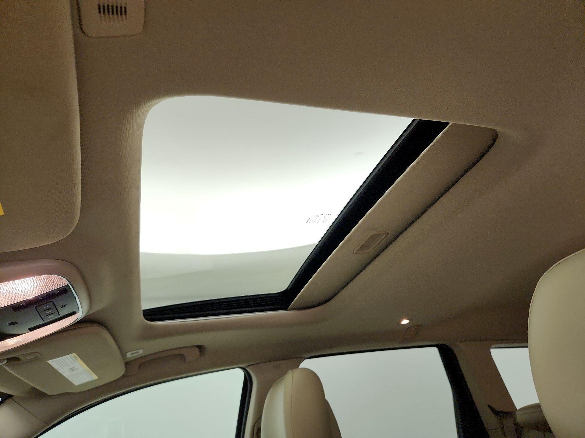 Thumbnail: 2021 Jeep Grand Cherokee - 20