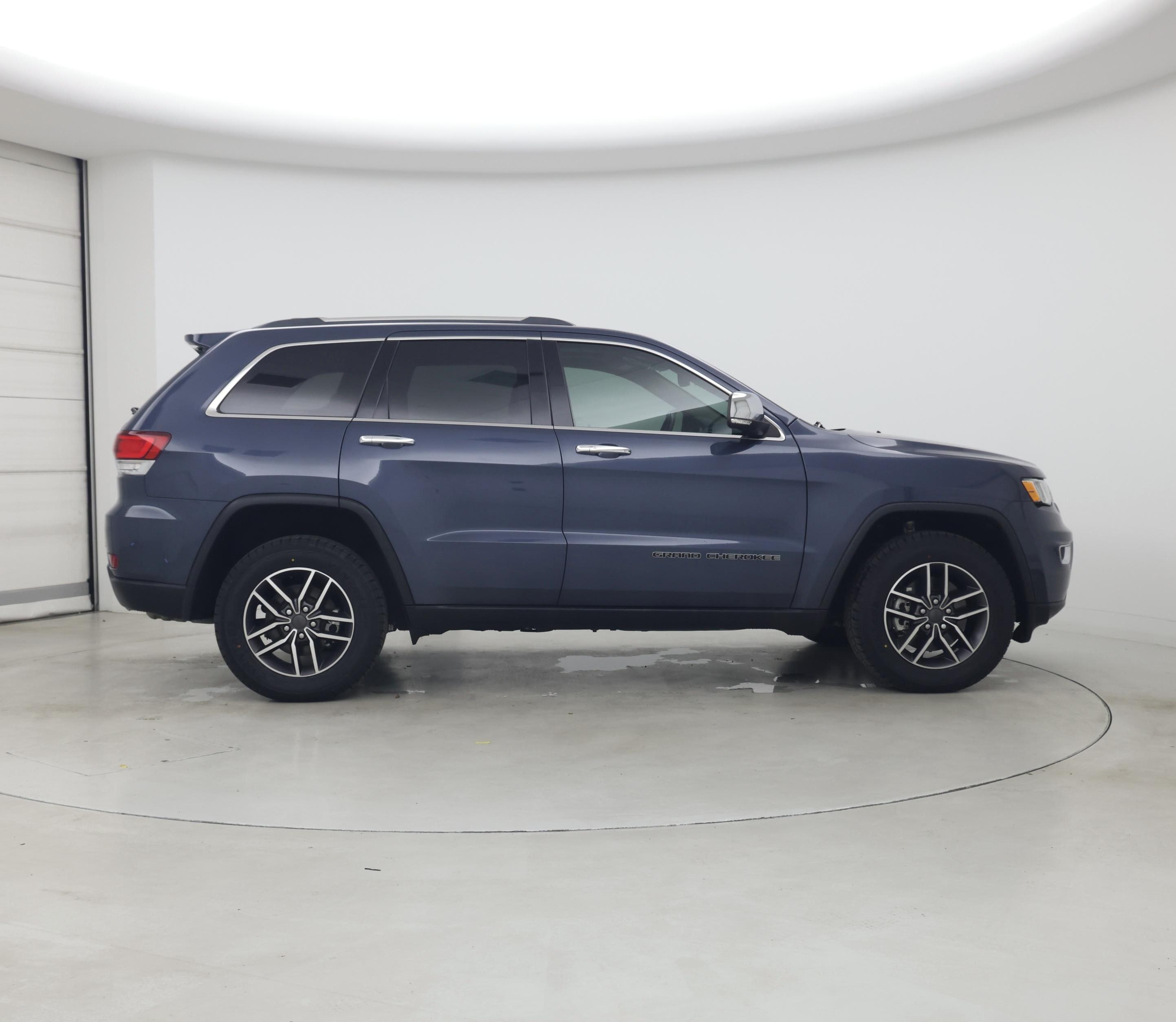 Thumbnail: 2021 Jeep Grand Cherokee - 7