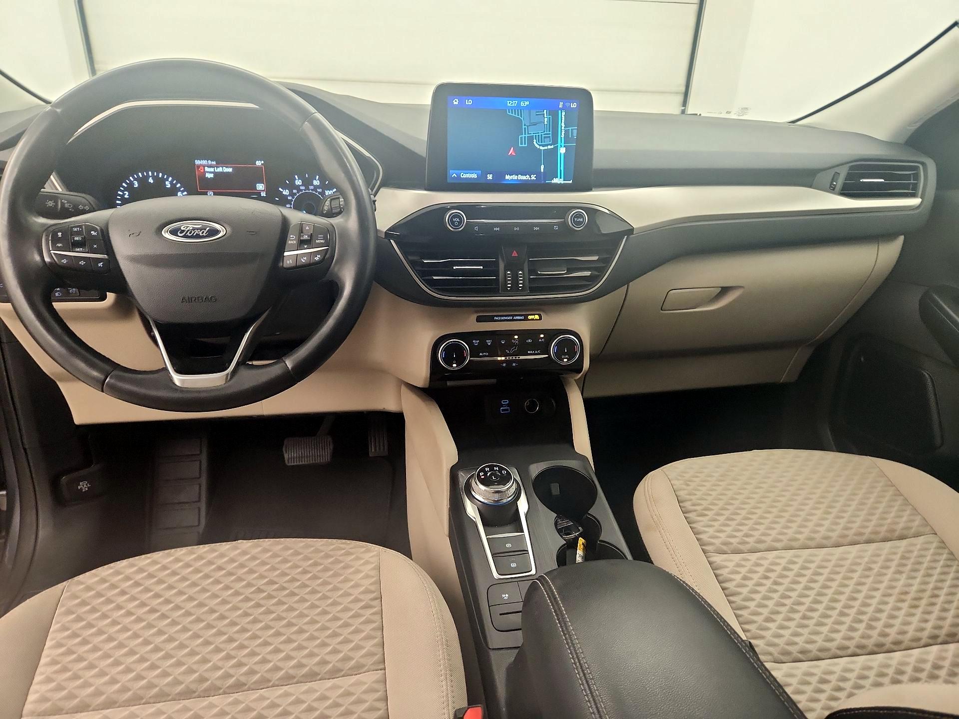 Thumbnail: 2022 Ford Escape - 9