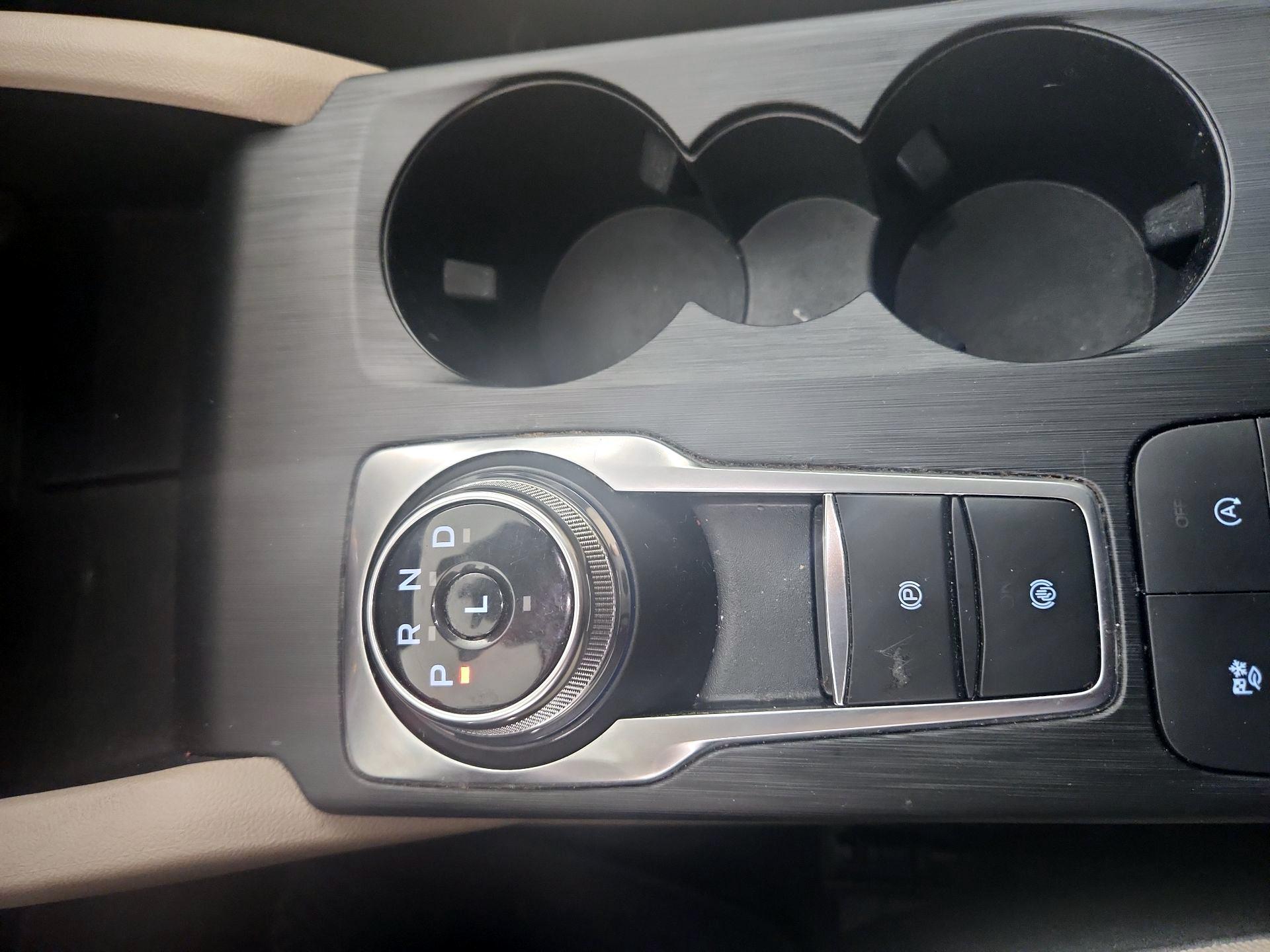 Thumbnail: 2022 Ford Escape - 18