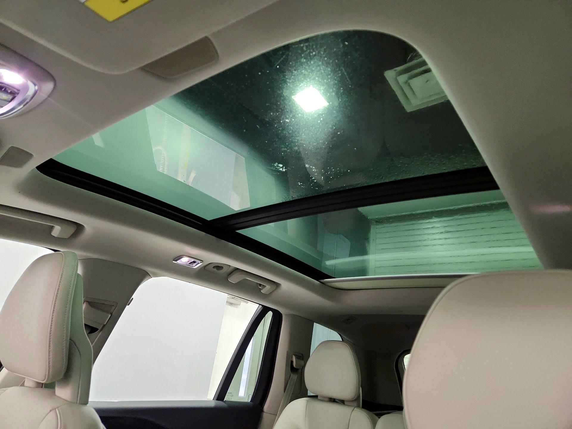 Thumbnail: 2018 Volvo XC90 - 20