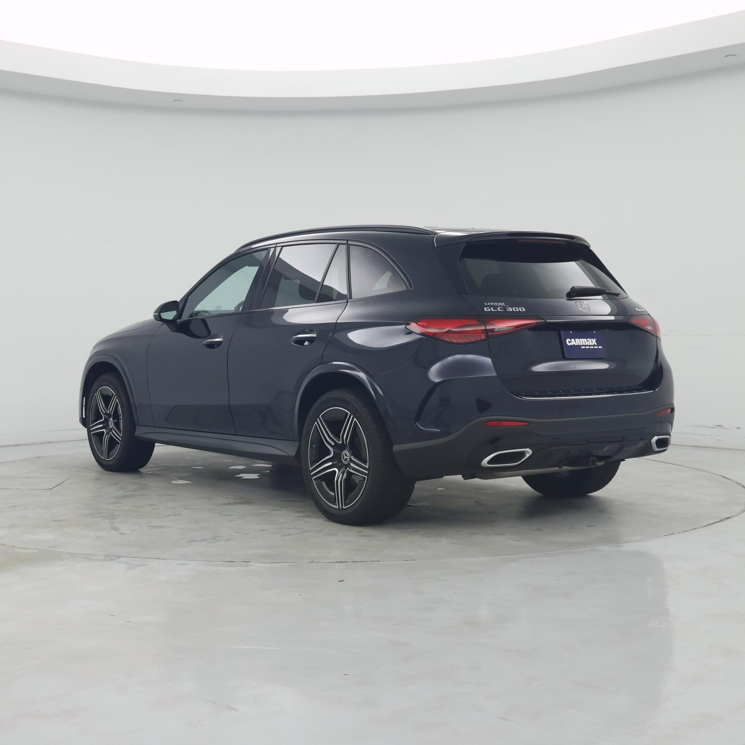 Thumbnail: 2023 Mercedes-Benz GLC - 2