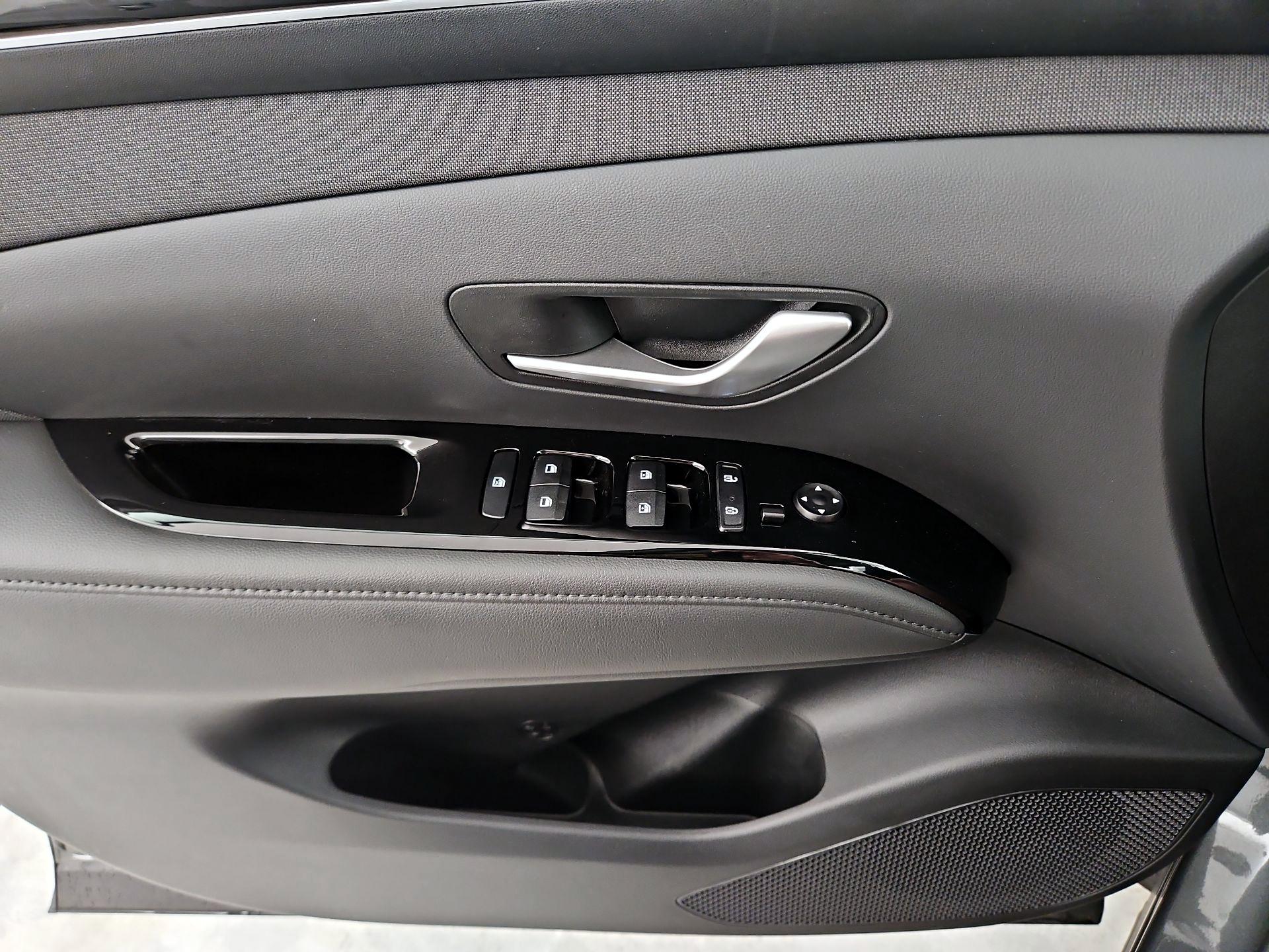 Thumbnail: 2024 Hyundai Tucson - 12