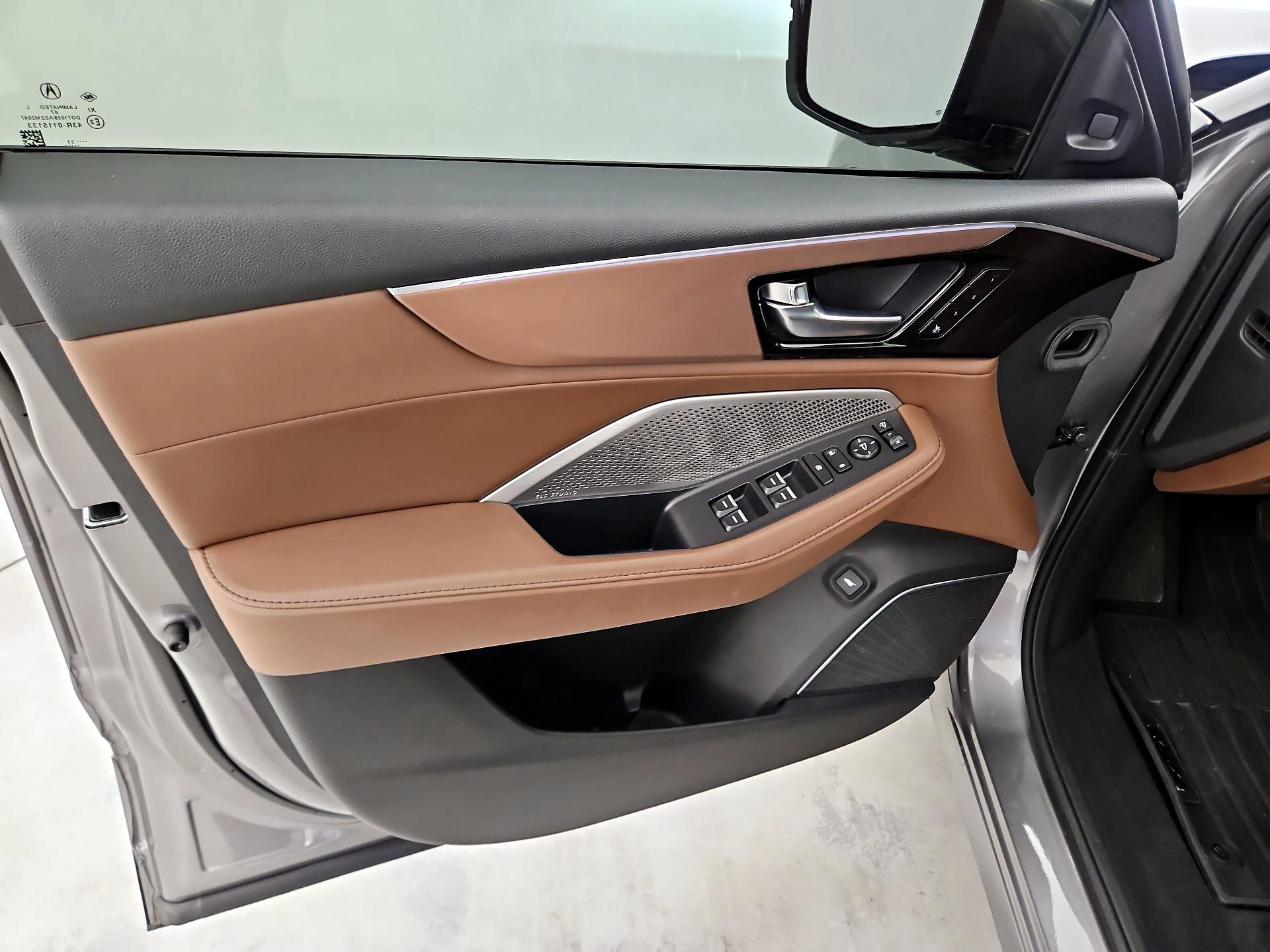 Thumbnail: 2023 Acura MDX - 12