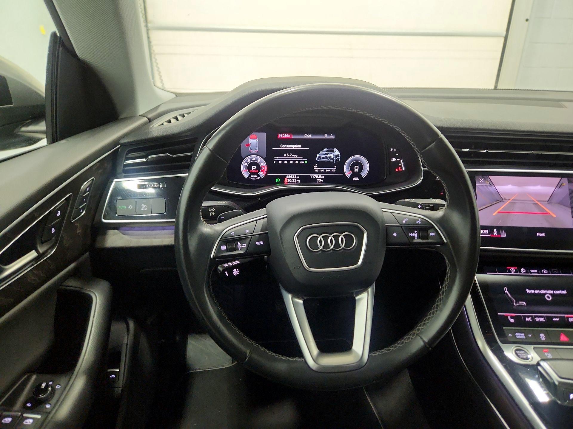 Thumbnail: 2021 Audi Q8 - 10