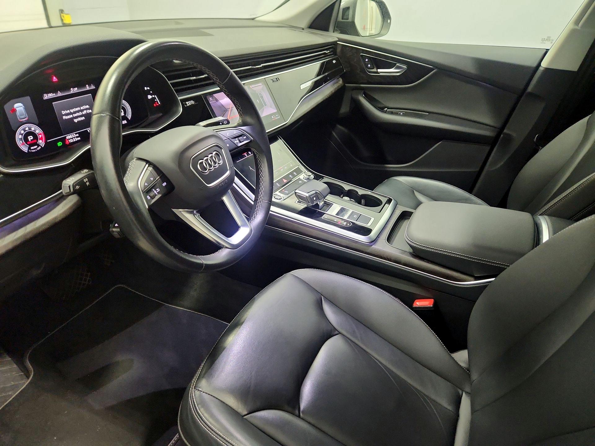 Thumbnail: 2021 Audi Q8 - 11