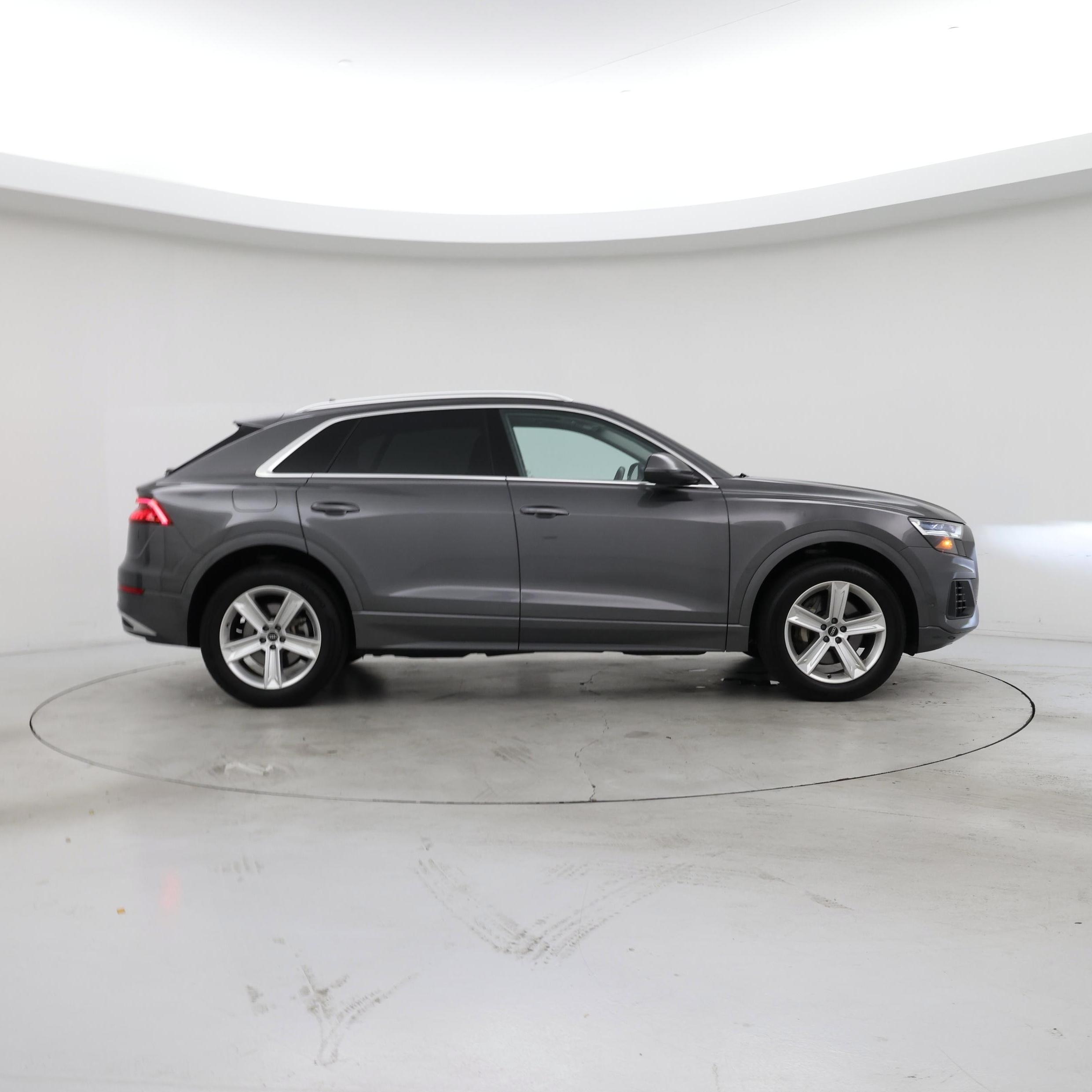 Thumbnail: 2021 Audi Q8 - 7