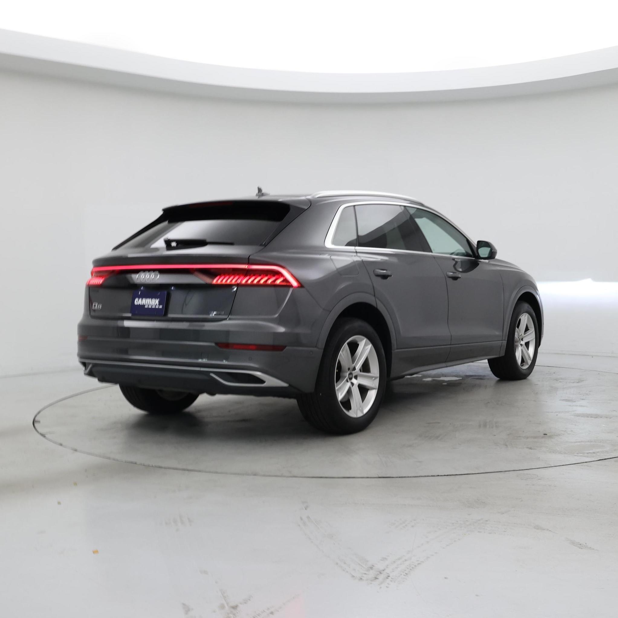 Thumbnail: 2021 Audi Q8 - 8