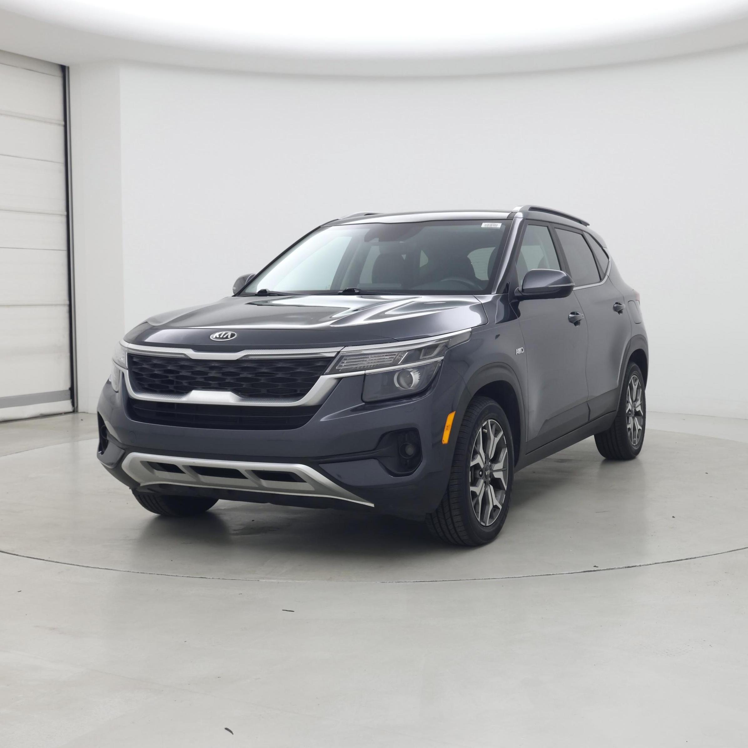 Thumbnail: 2021 Kia Seltos - 4