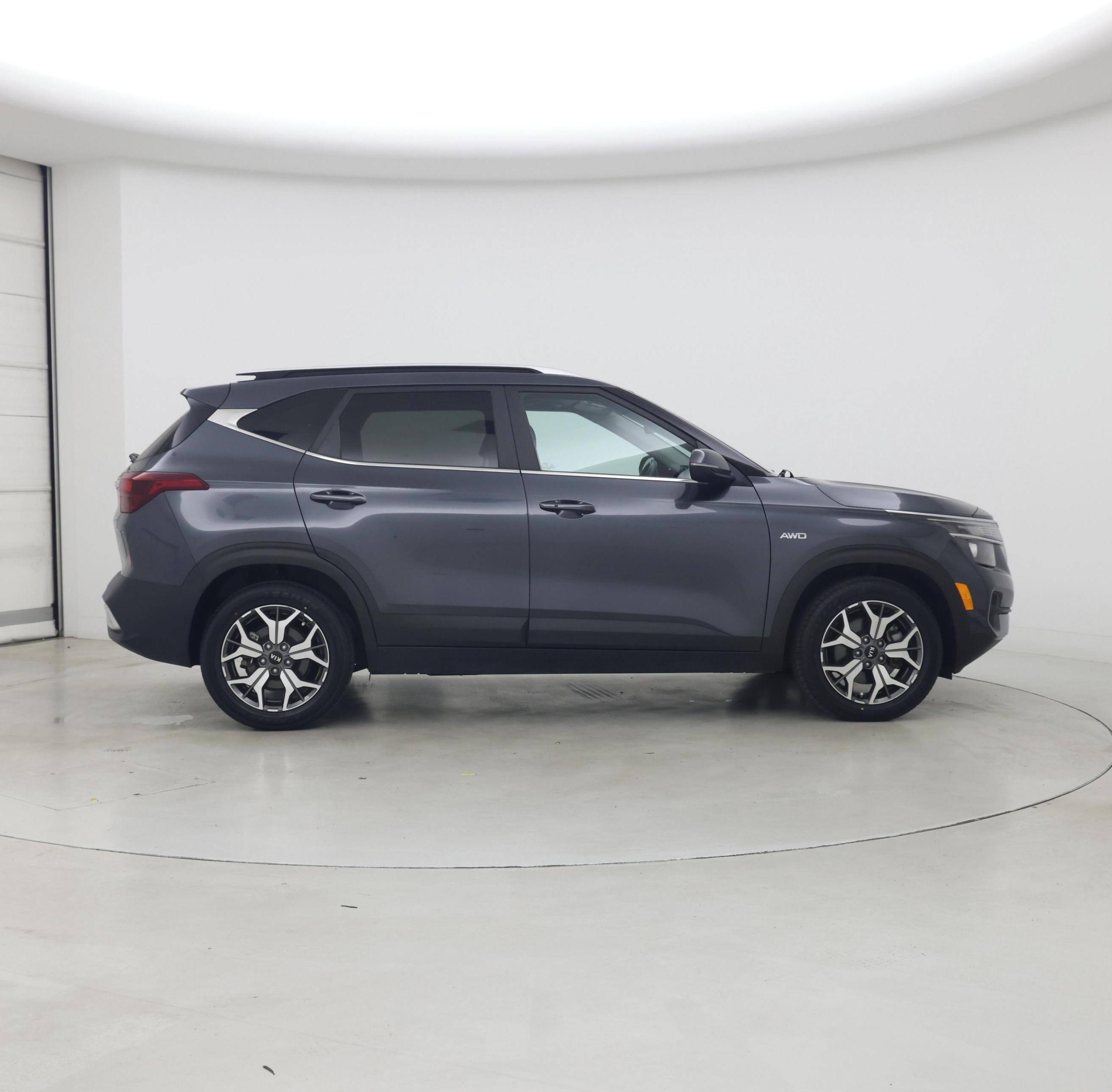 Thumbnail: 2021 Kia Seltos - 7