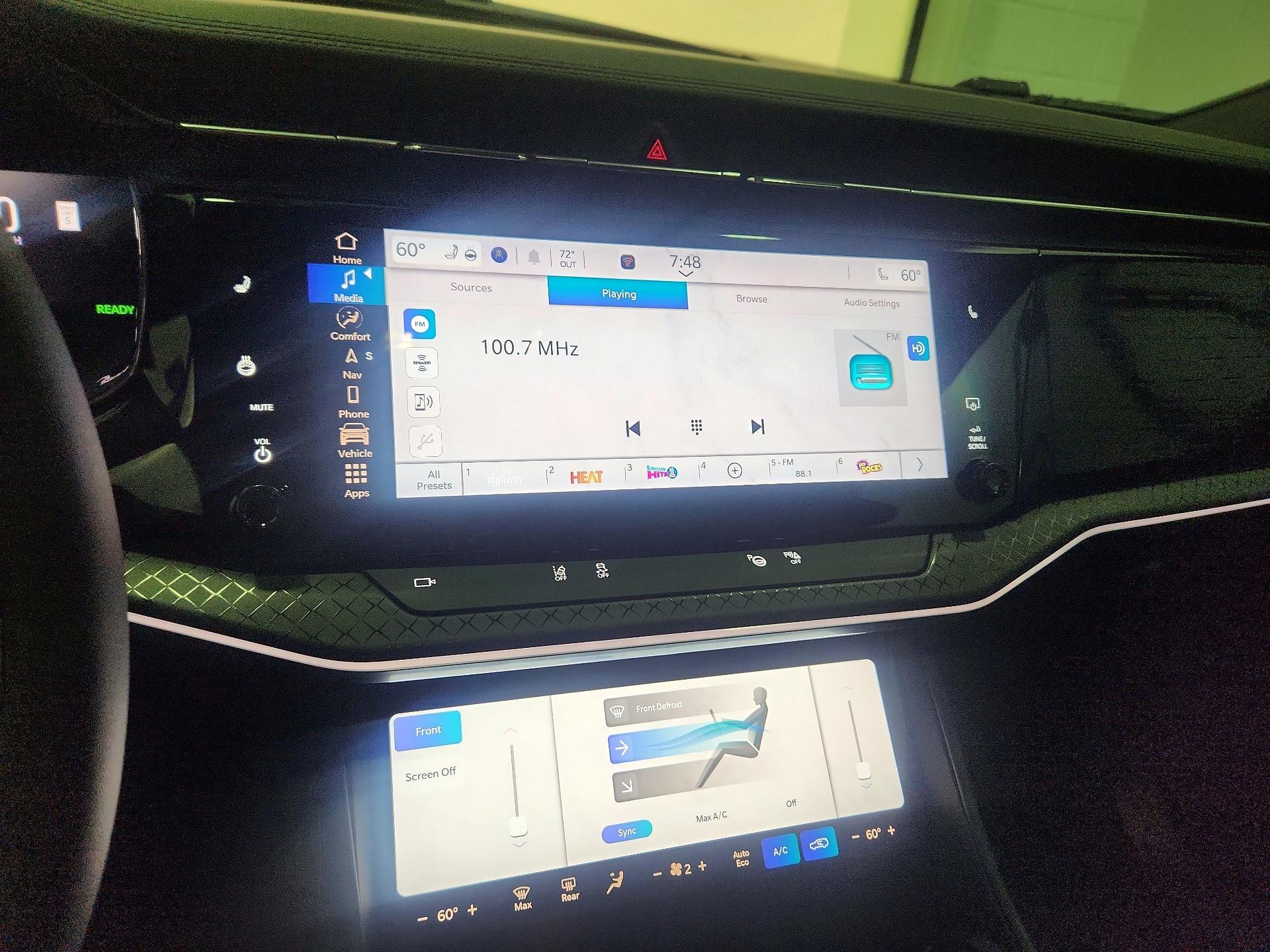 Thumbnail: 2025 Jeep Wagoneer S - 15