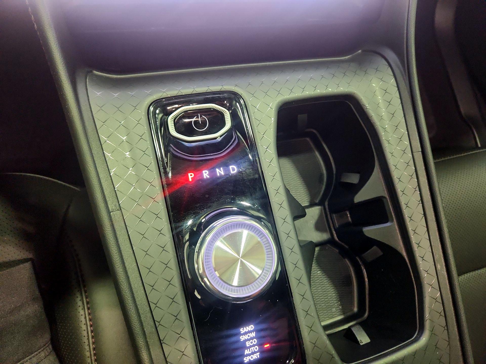 Thumbnail: 2025 Jeep Wagoneer S - 17