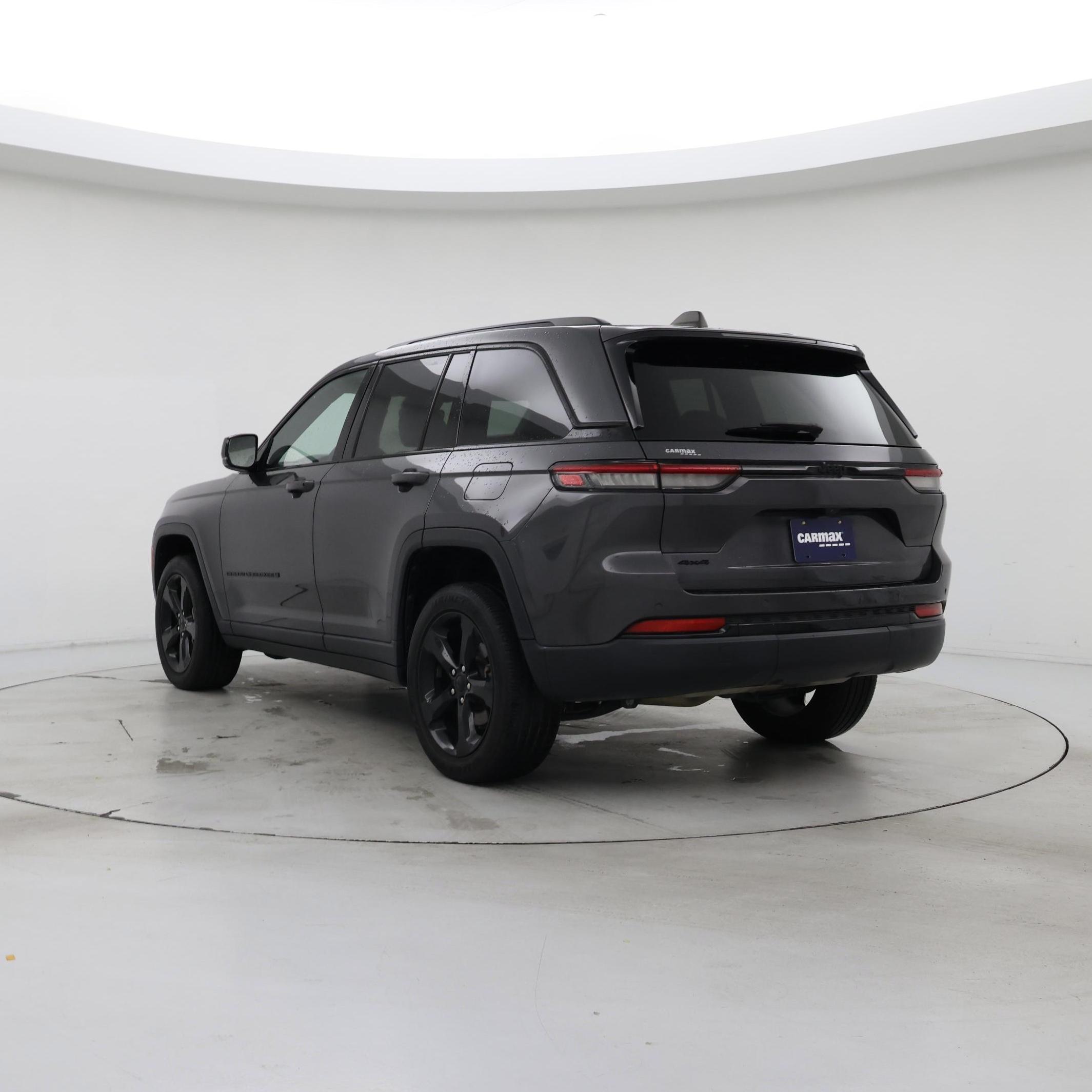 Thumbnail: 2023 Jeep Grand Cherokee - 2