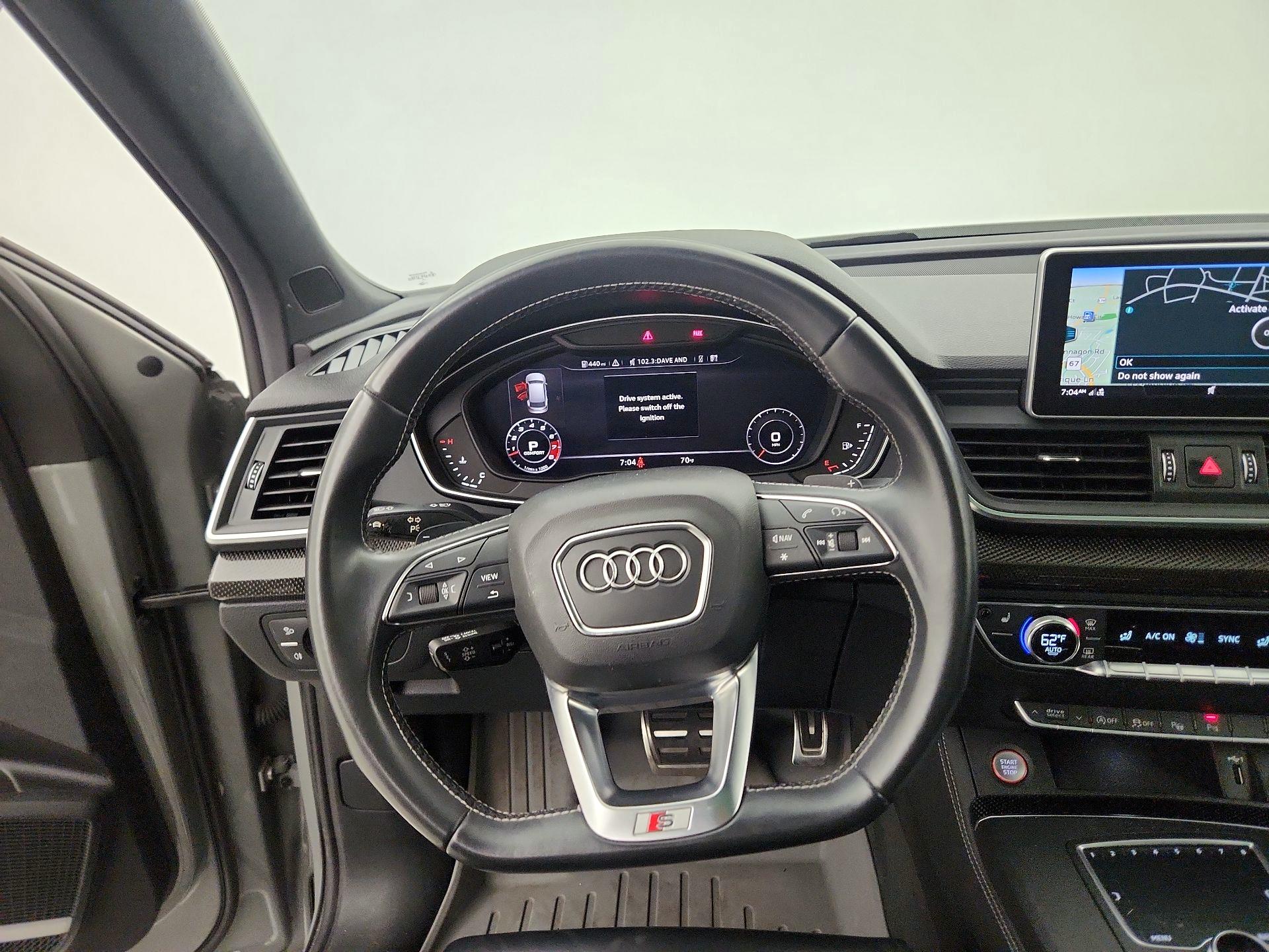 Thumbnail: 2019 Audi SQ5 - 10