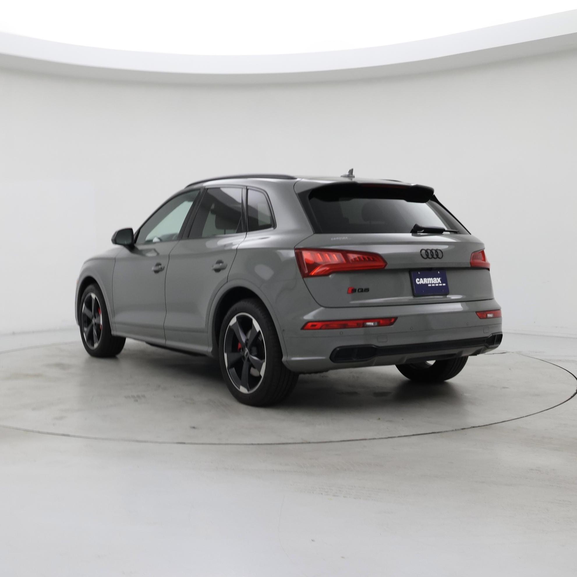 Thumbnail: 2019 Audi SQ5 - 2