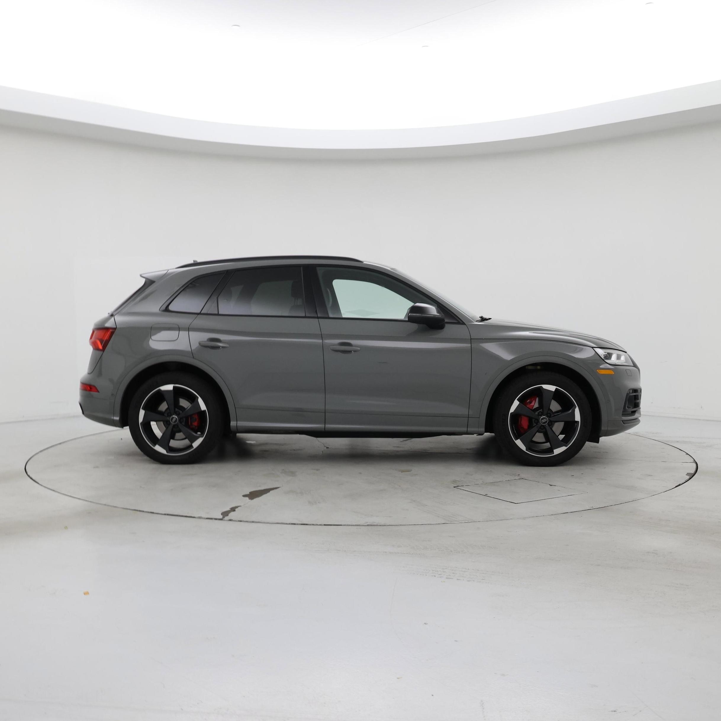 Thumbnail: 2019 Audi SQ5 - 7