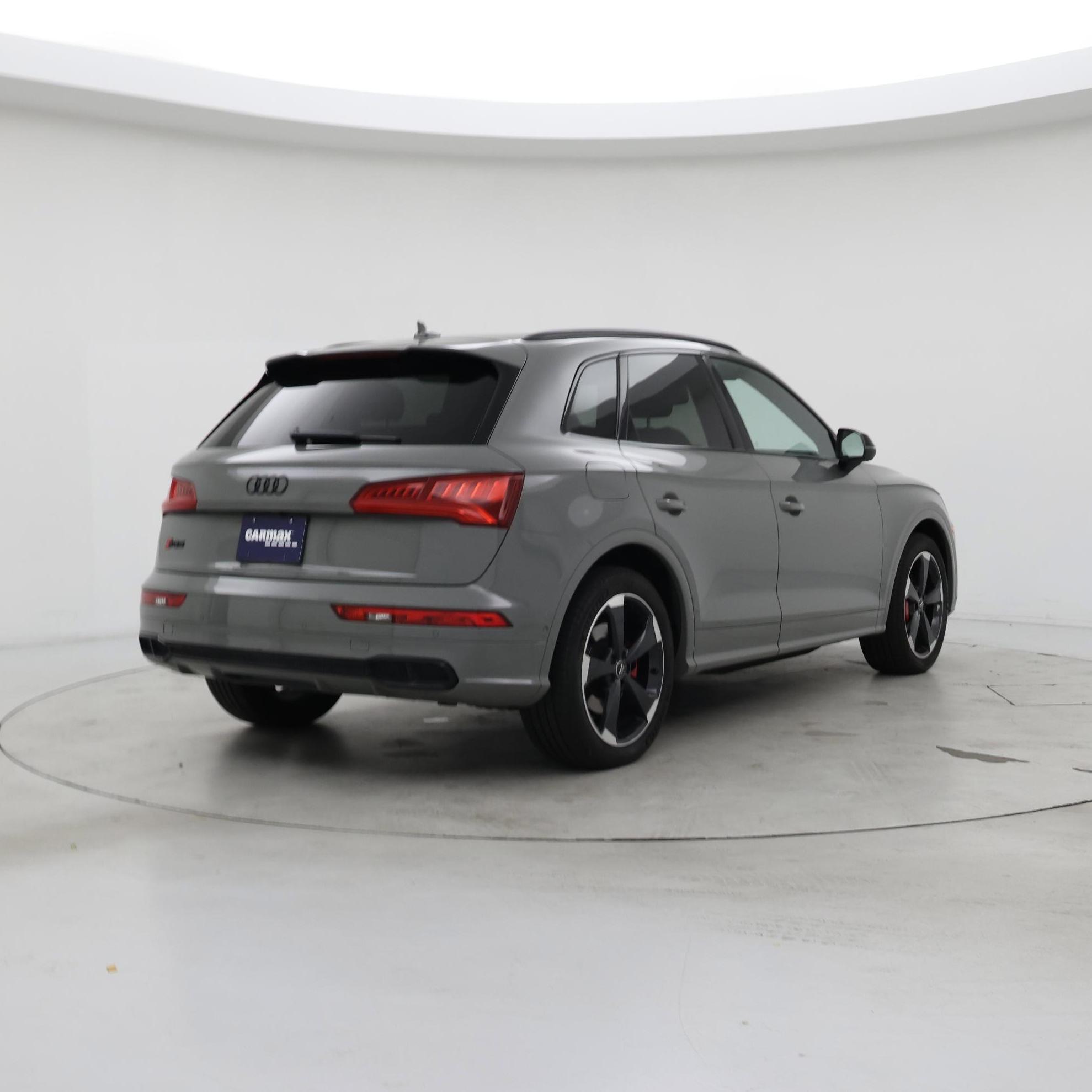 Thumbnail: 2019 Audi SQ5 - 8