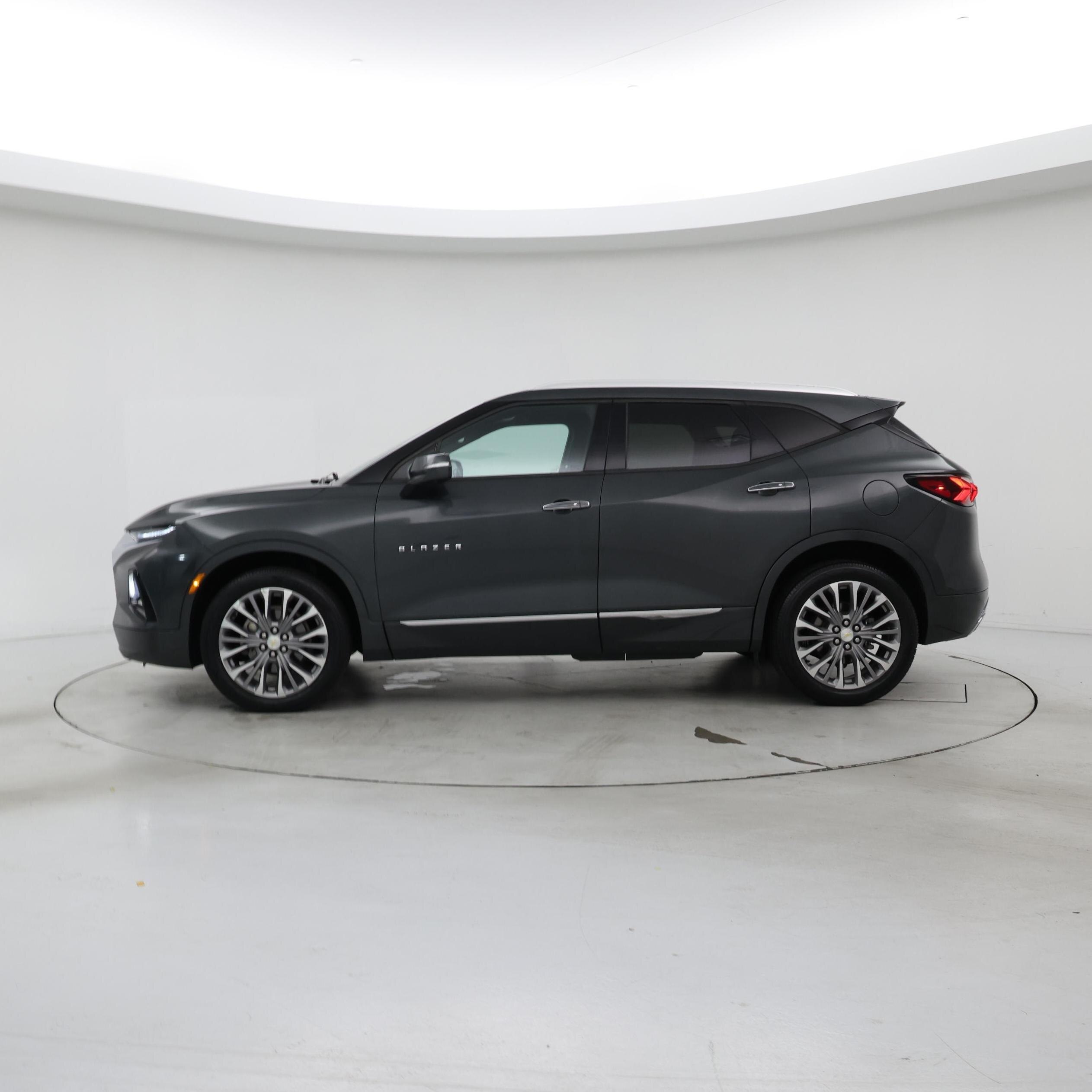 Thumbnail: 2019 Chevrolet Blazer - 3