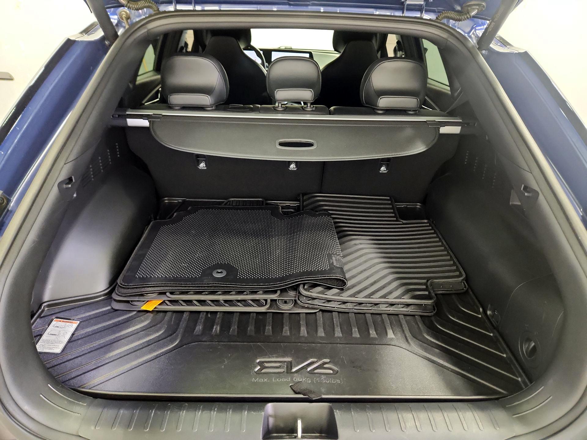 Thumbnail: 2022 Kia EV6 - 19