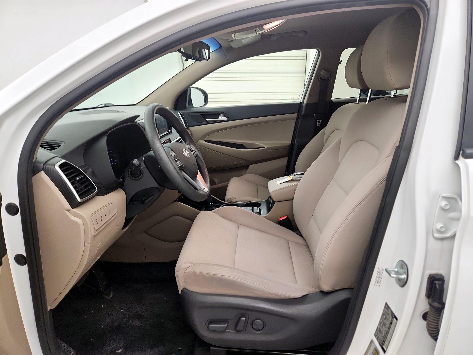Thumbnail: 2019 Hyundai Tucson - 11
