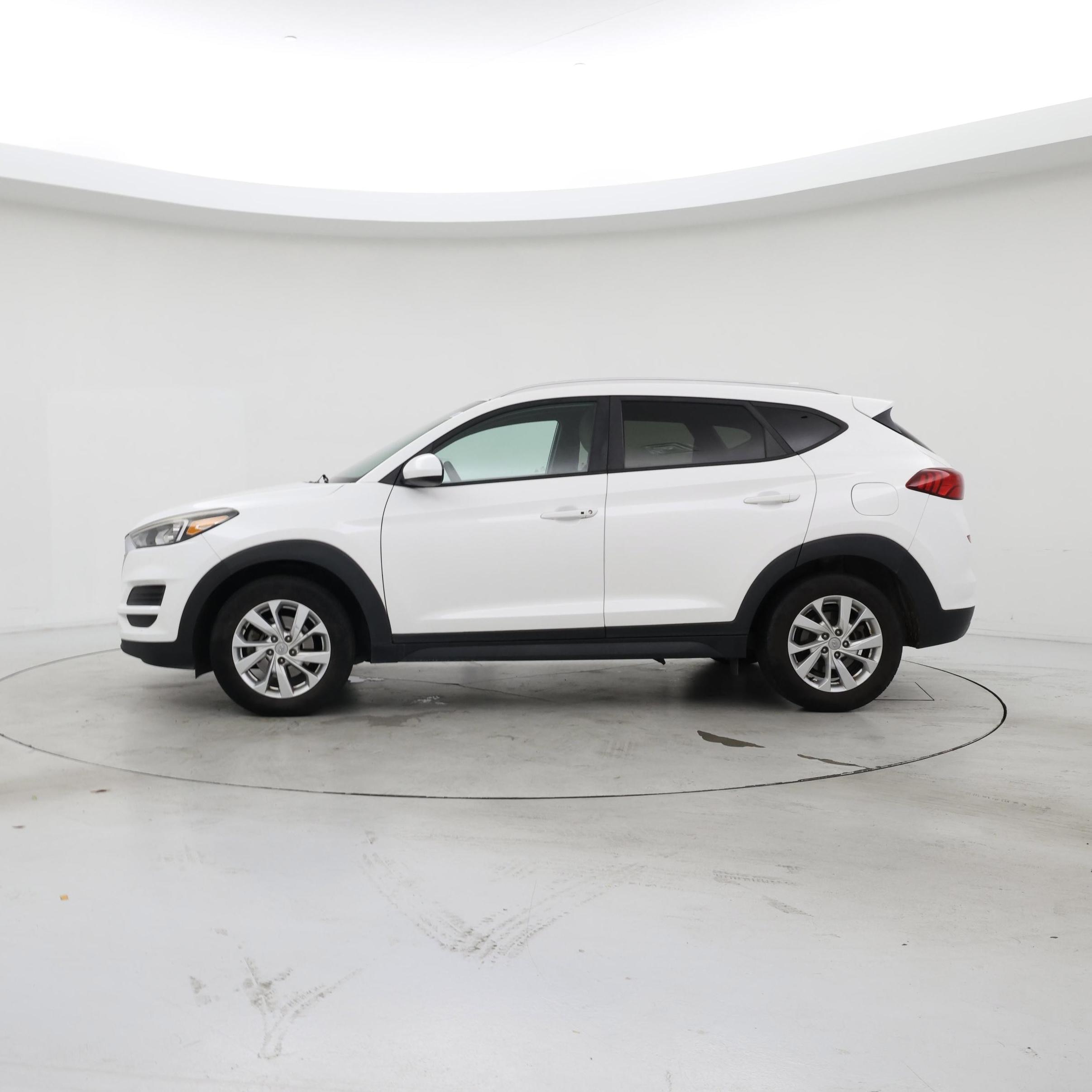 Thumbnail: 2019 Hyundai Tucson - 3