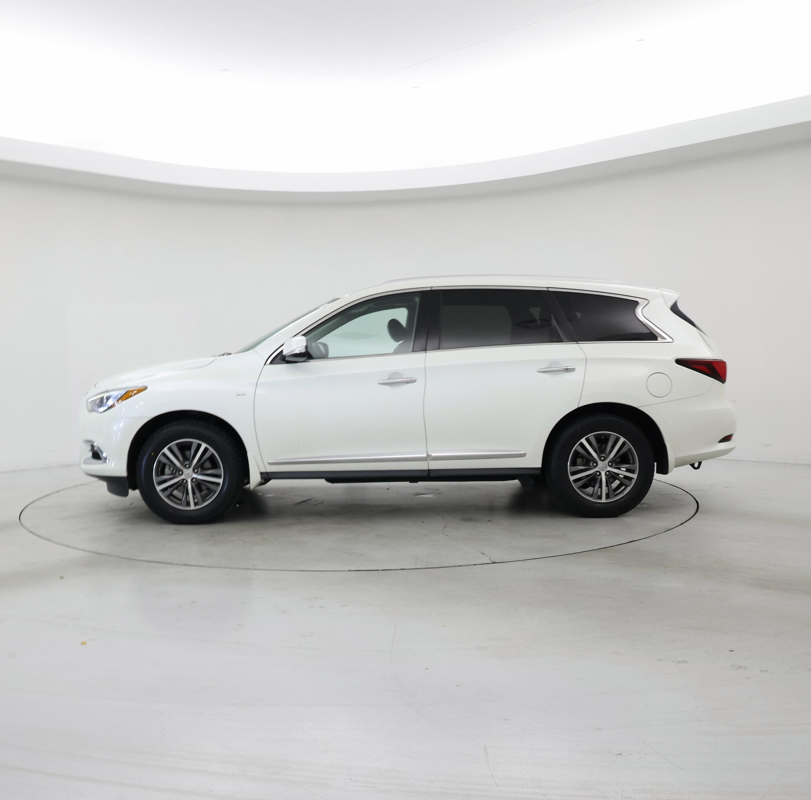 Thumbnail: 2020 INFINITI QX60 - 3