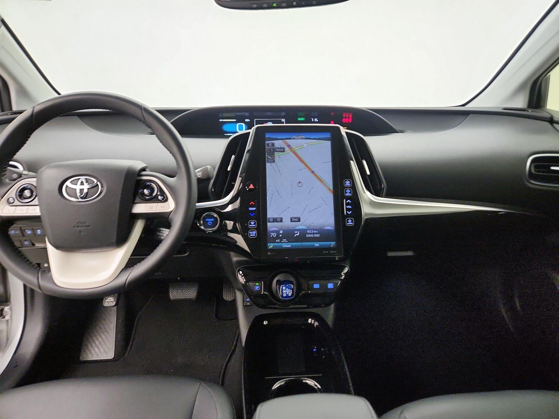 Thumbnail: 2018 Toyota Prius - 9