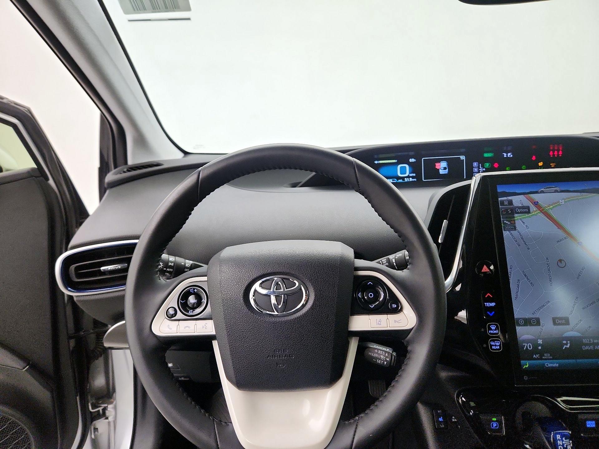 Thumbnail: 2018 Toyota Prius - 10