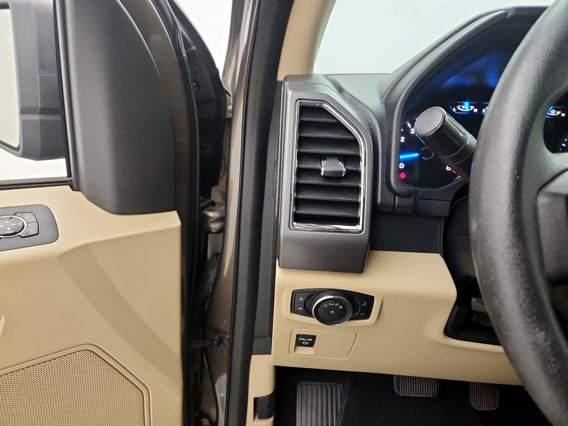 Thumbnail: 2016 Ford F-150 - 13
