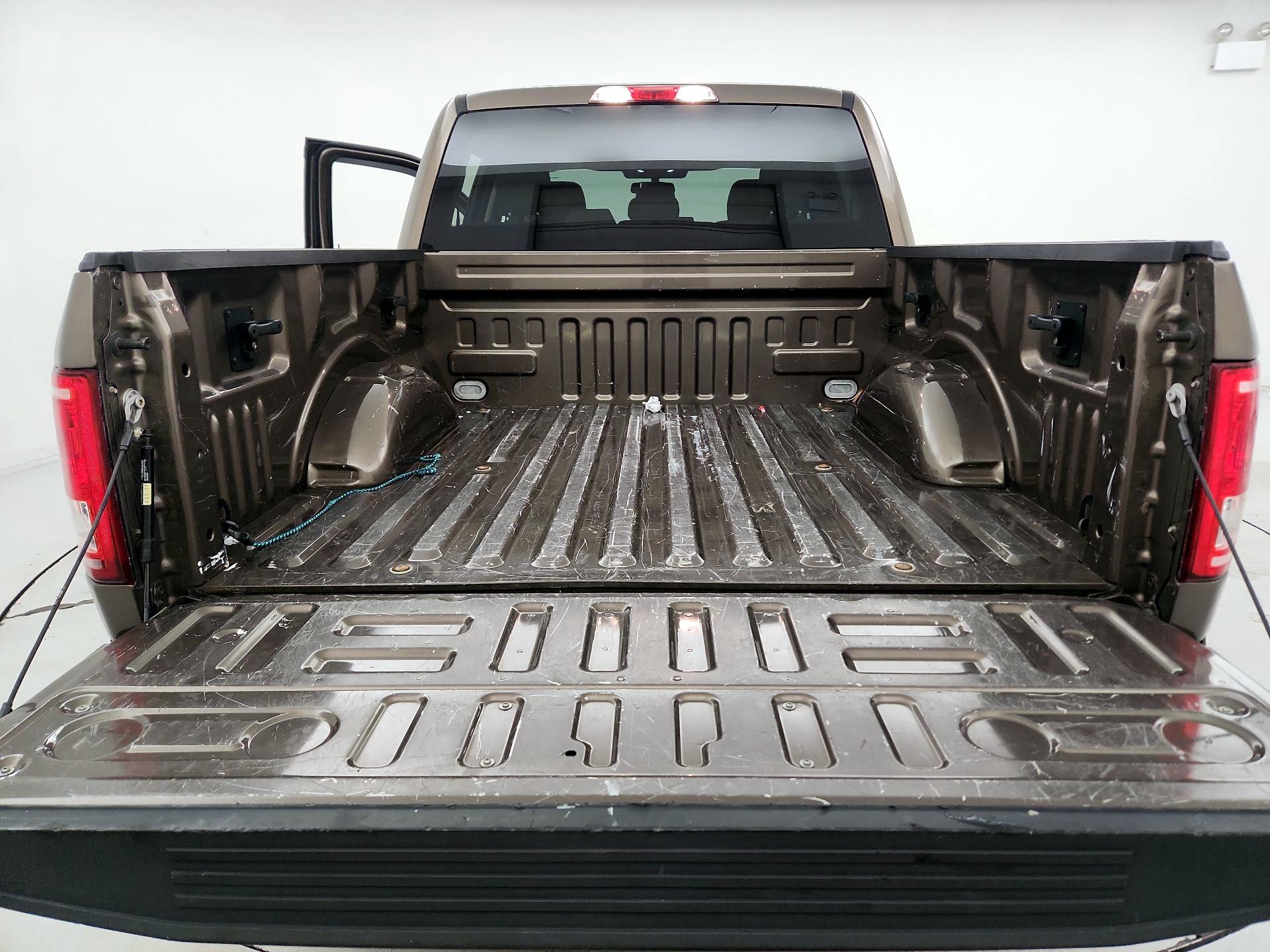 Thumbnail: 2016 Ford F-150 - 19