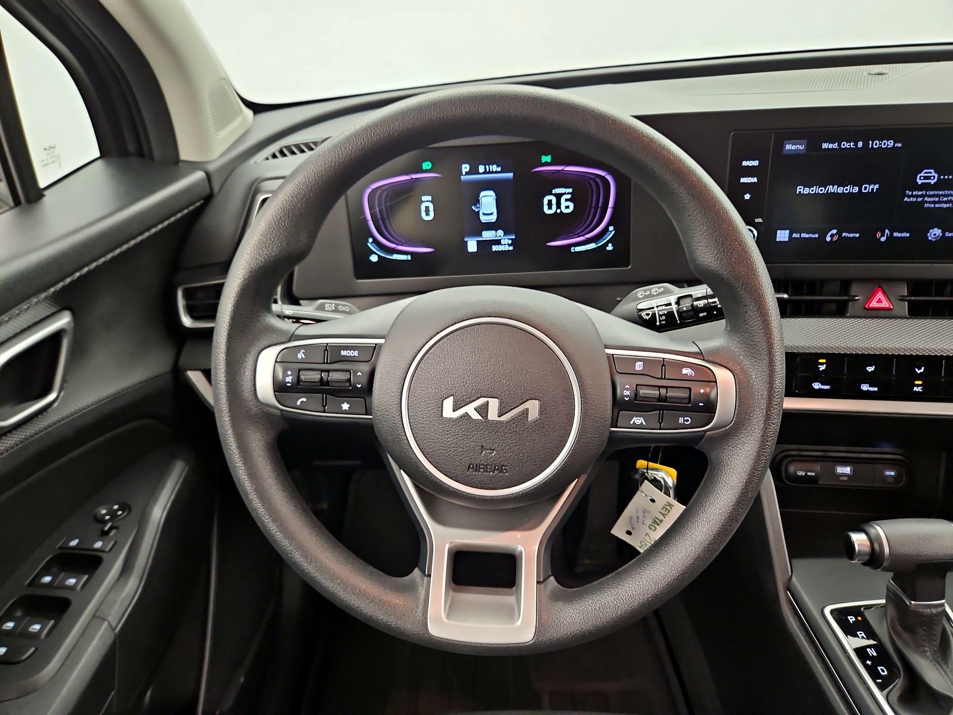 Thumbnail: 2023 Kia Sportage - 10