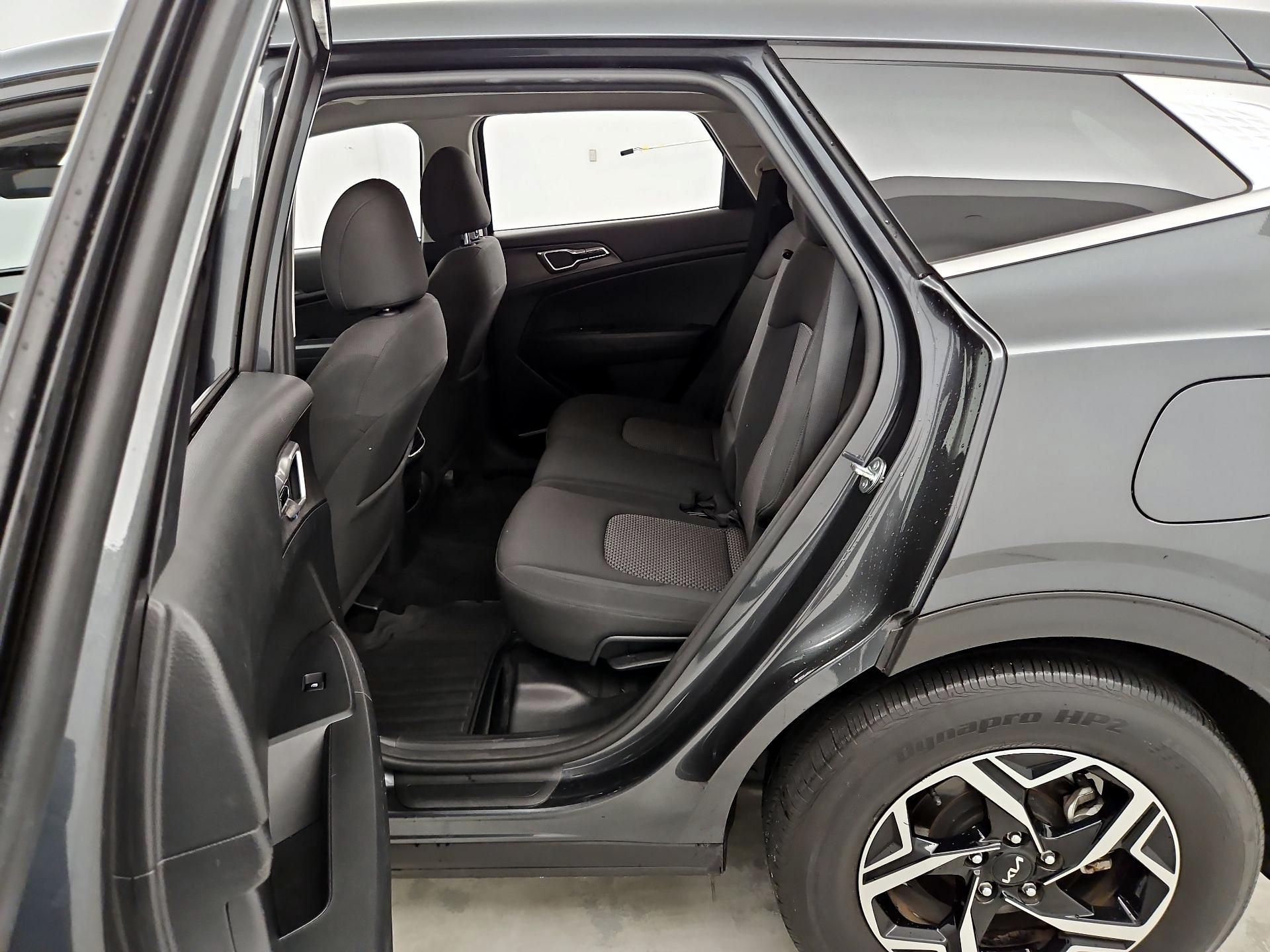 Thumbnail: 2023 Kia Sportage - 19