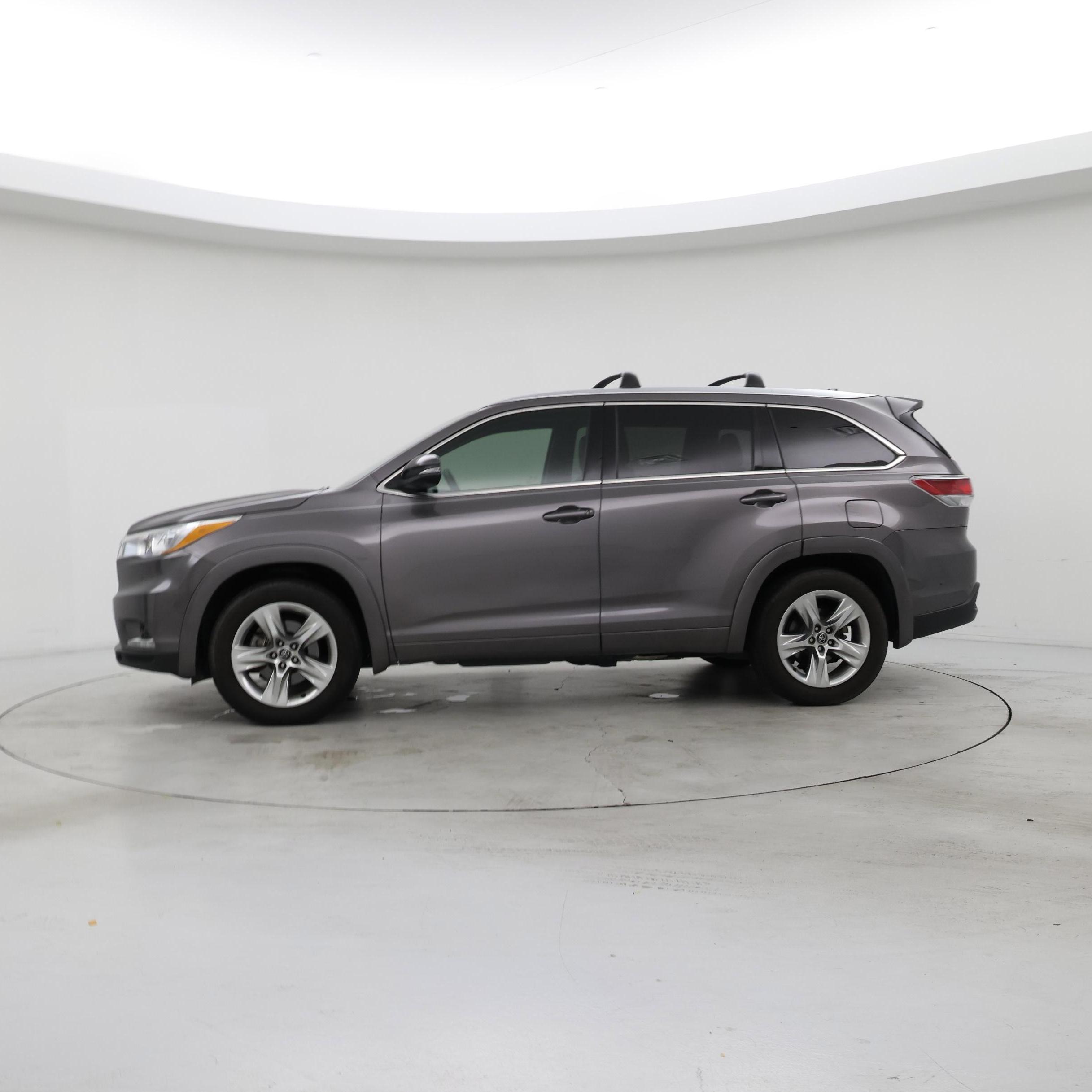 Thumbnail: 2016 Toyota Highlander - 3
