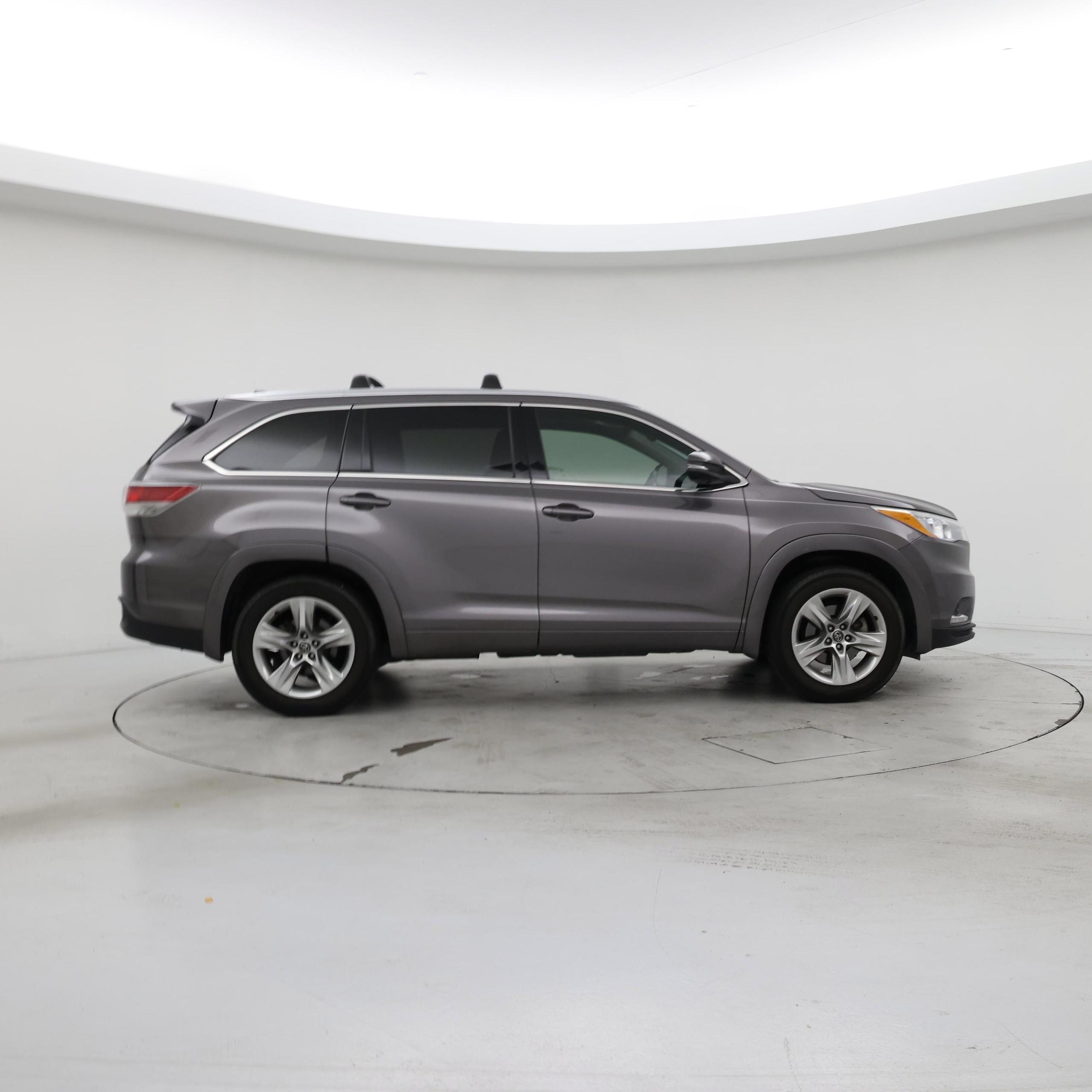 Thumbnail: 2016 Toyota Highlander - 7