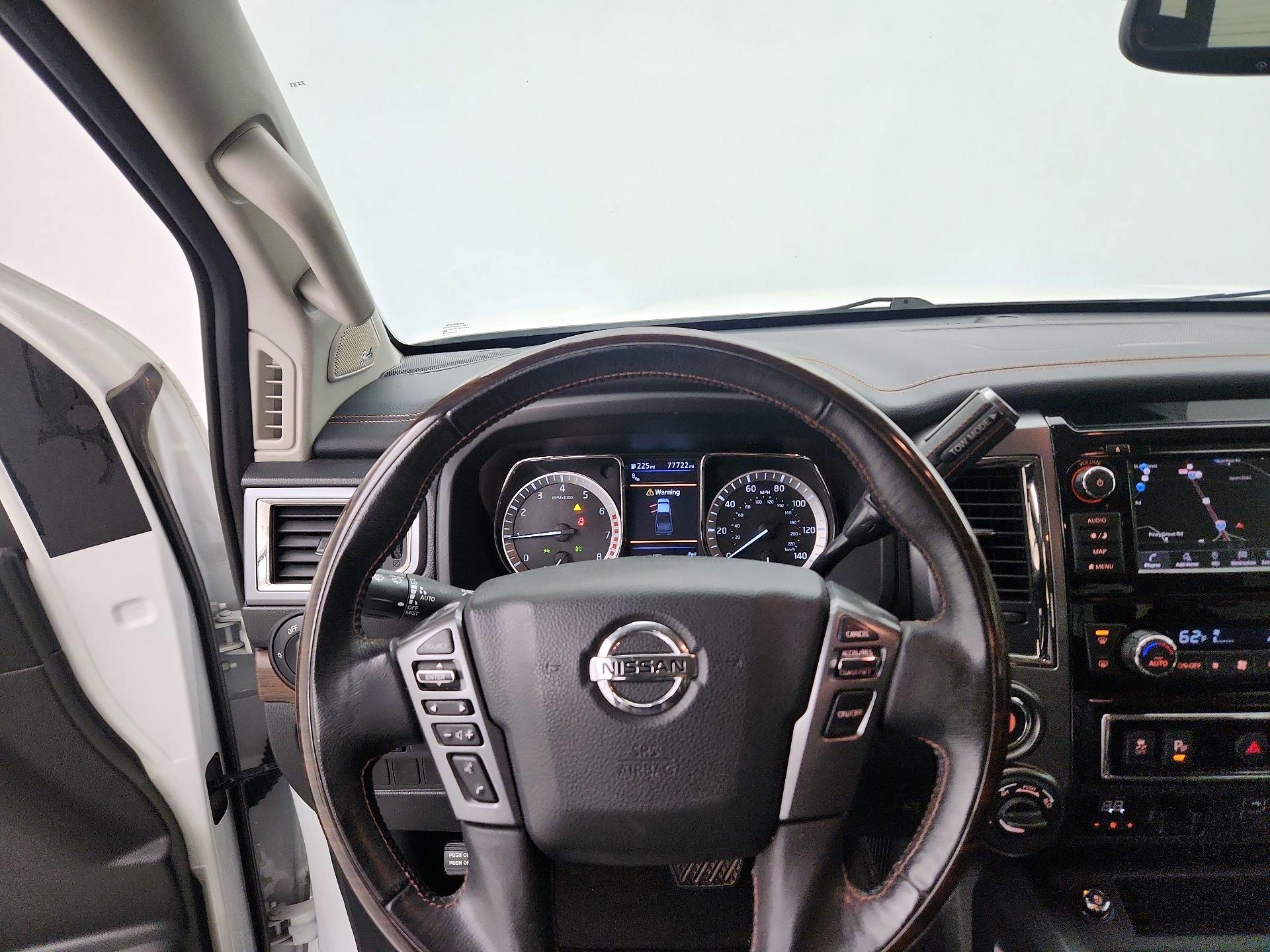 Thumbnail: 2019 Nissan Titan - 10