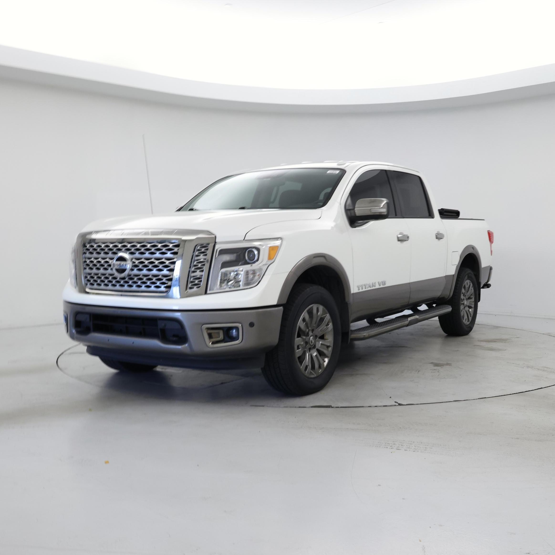 Thumbnail: 2019 Nissan Titan - 4