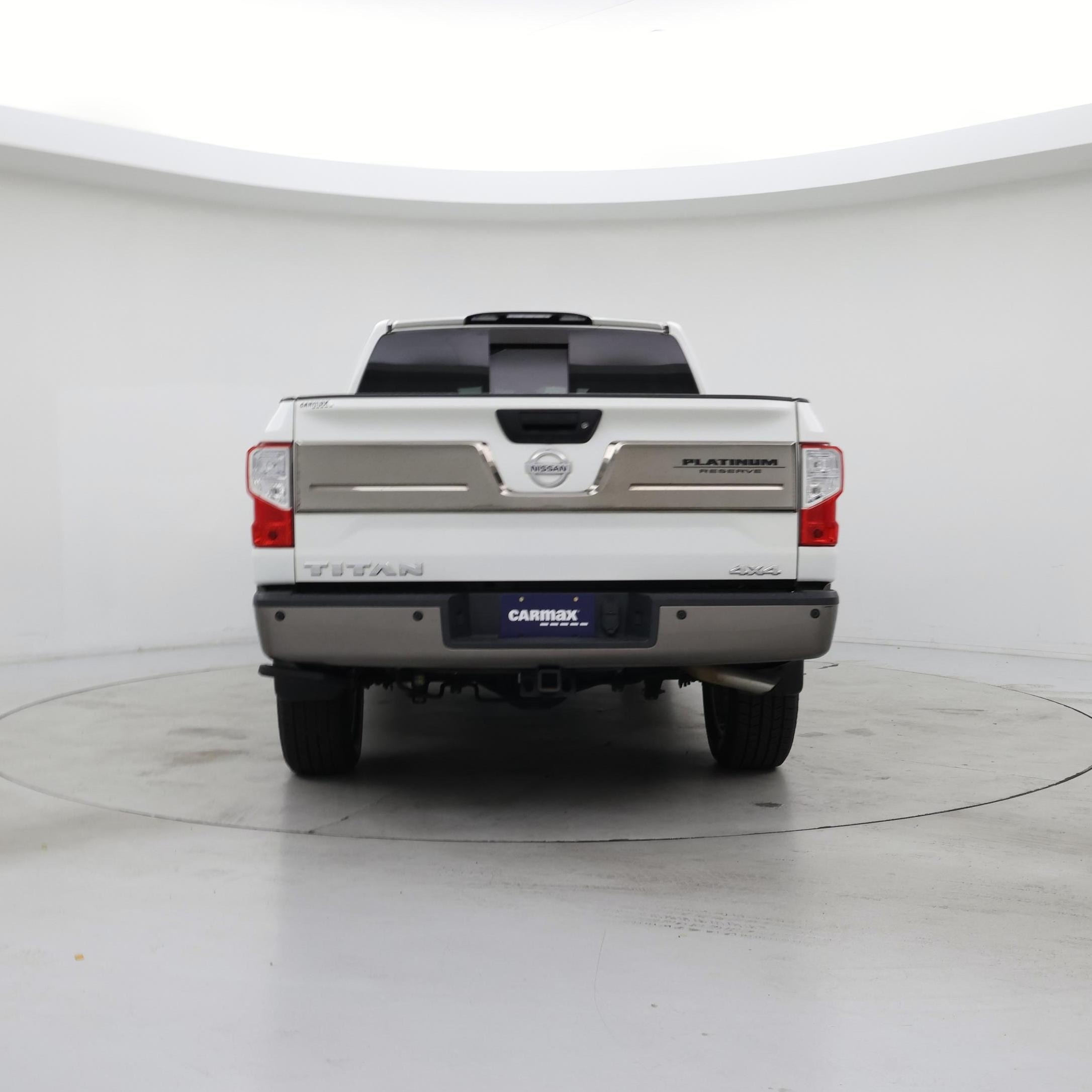 Thumbnail: 2019 Nissan Titan - 6