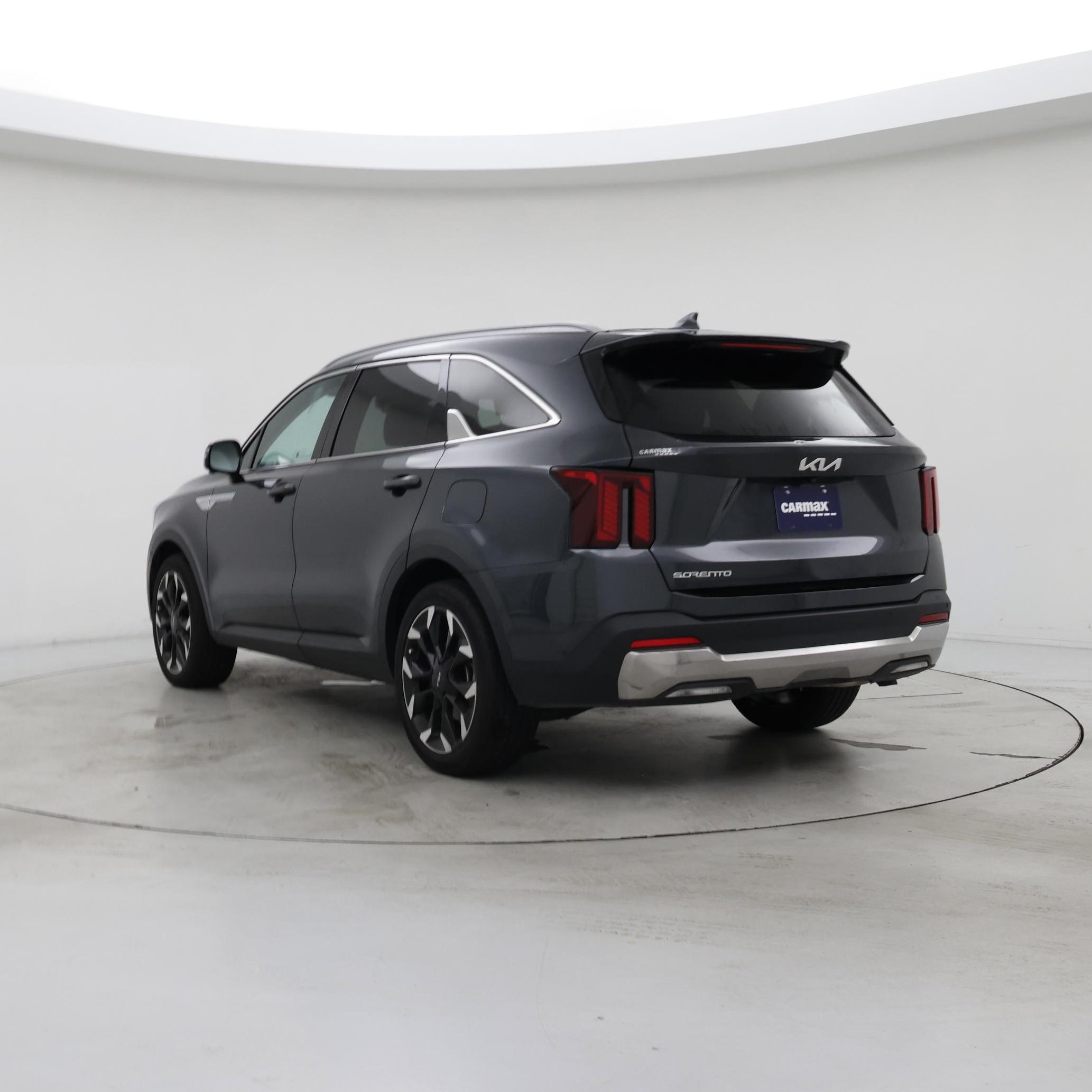 Thumbnail: 2025 Kia Sorento - 2