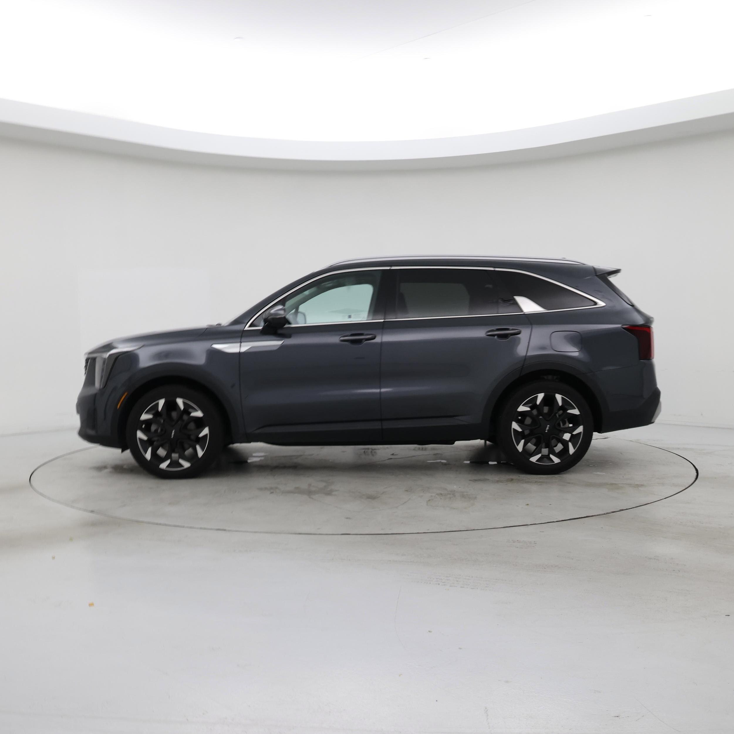 Thumbnail: 2025 Kia Sorento - 3