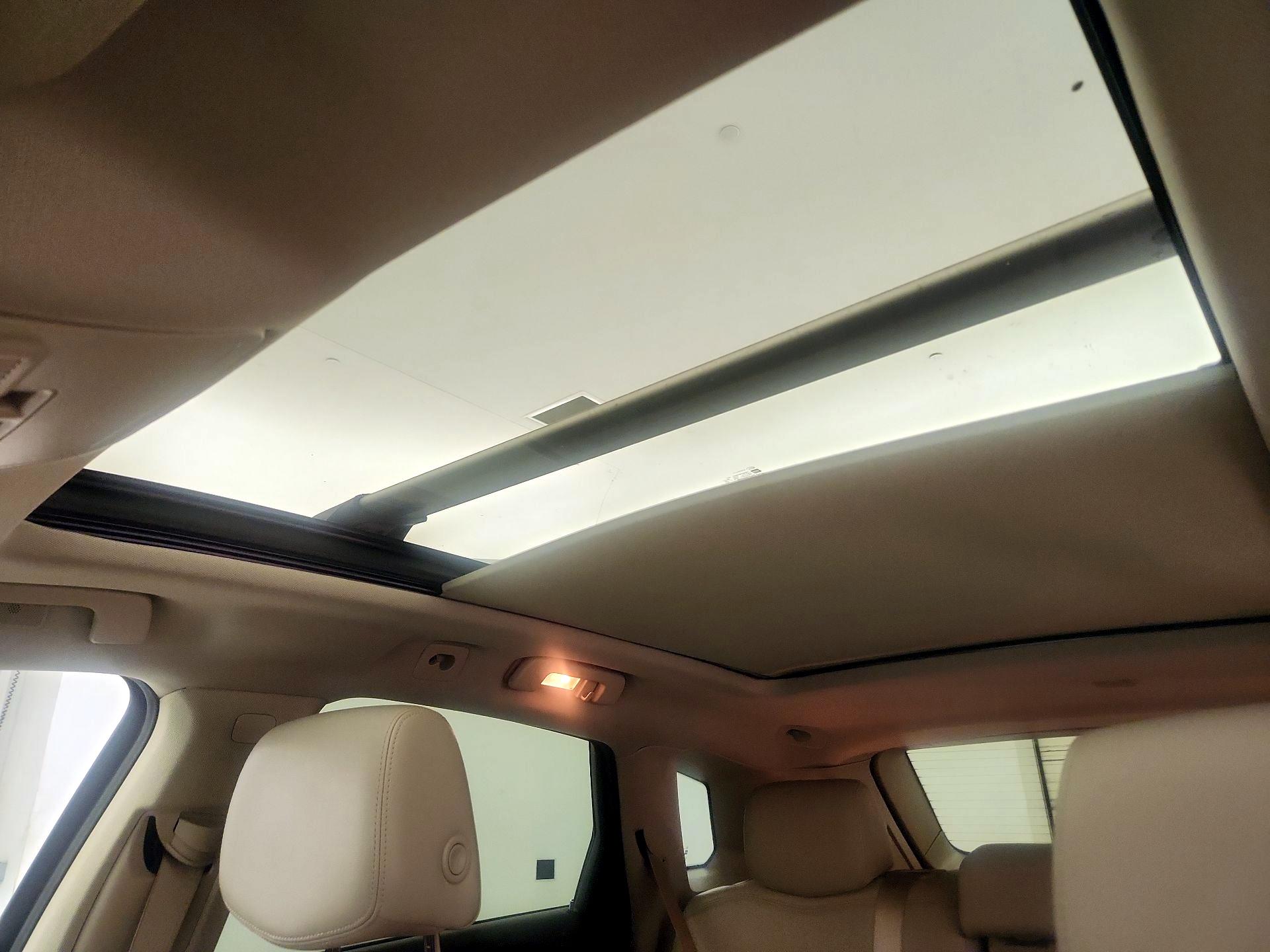 Thumbnail: 2015 Cadillac SRX - 20