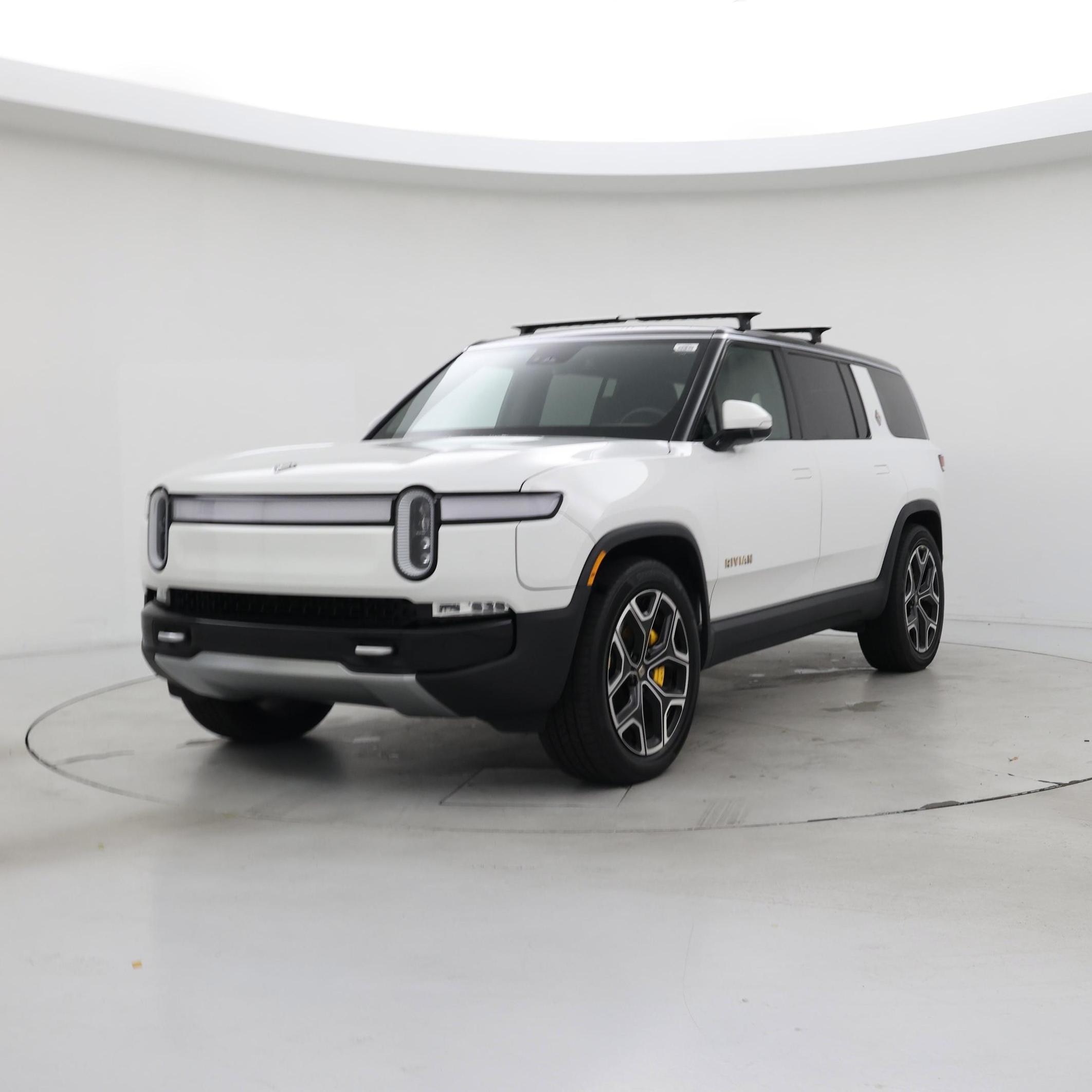 Thumbnail: 2023 Rivian R1S - 4