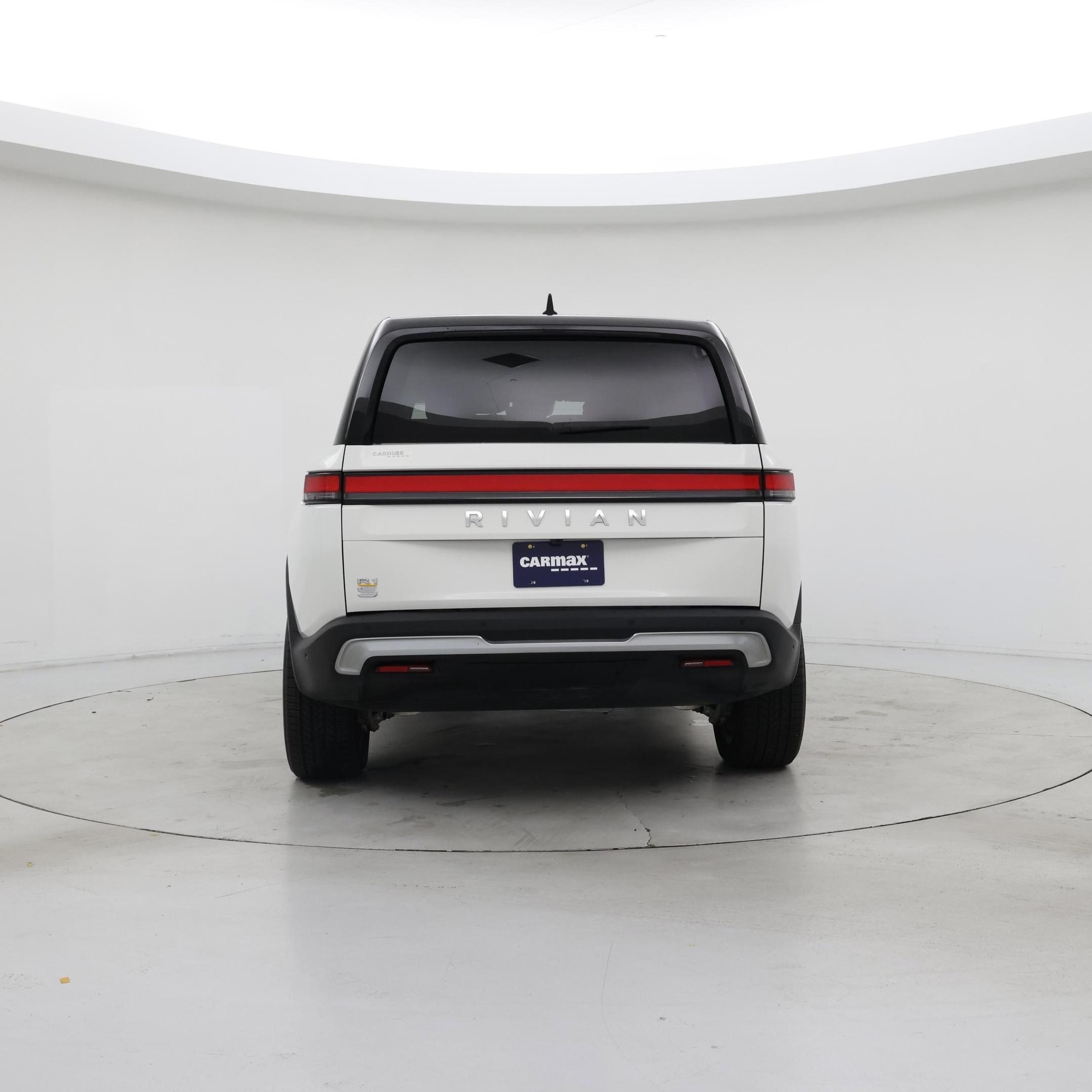 Thumbnail: 2023 Rivian R1S - 6