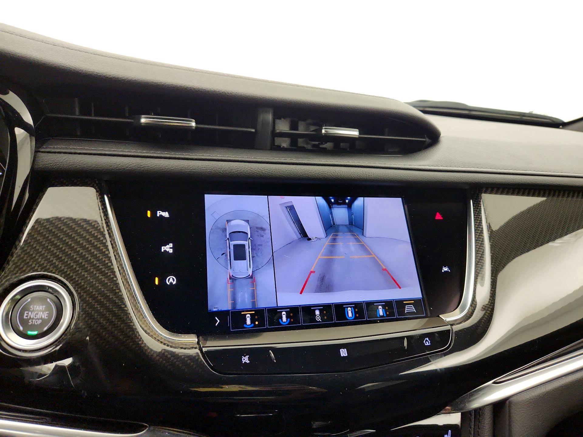 Thumbnail: 2020 Cadillac XT6 - 14