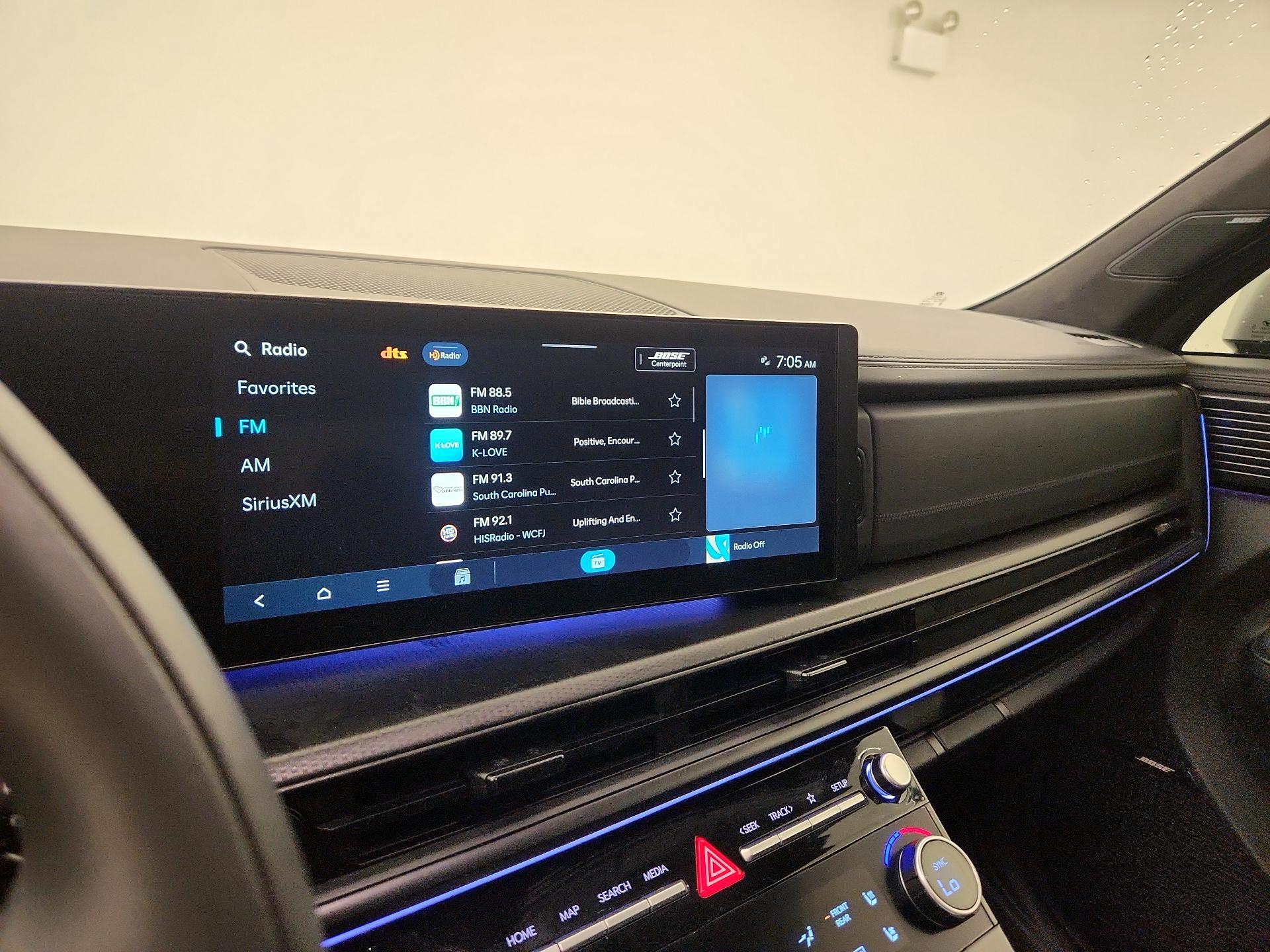 Thumbnail: 2024 Hyundai Santa Fe - 16