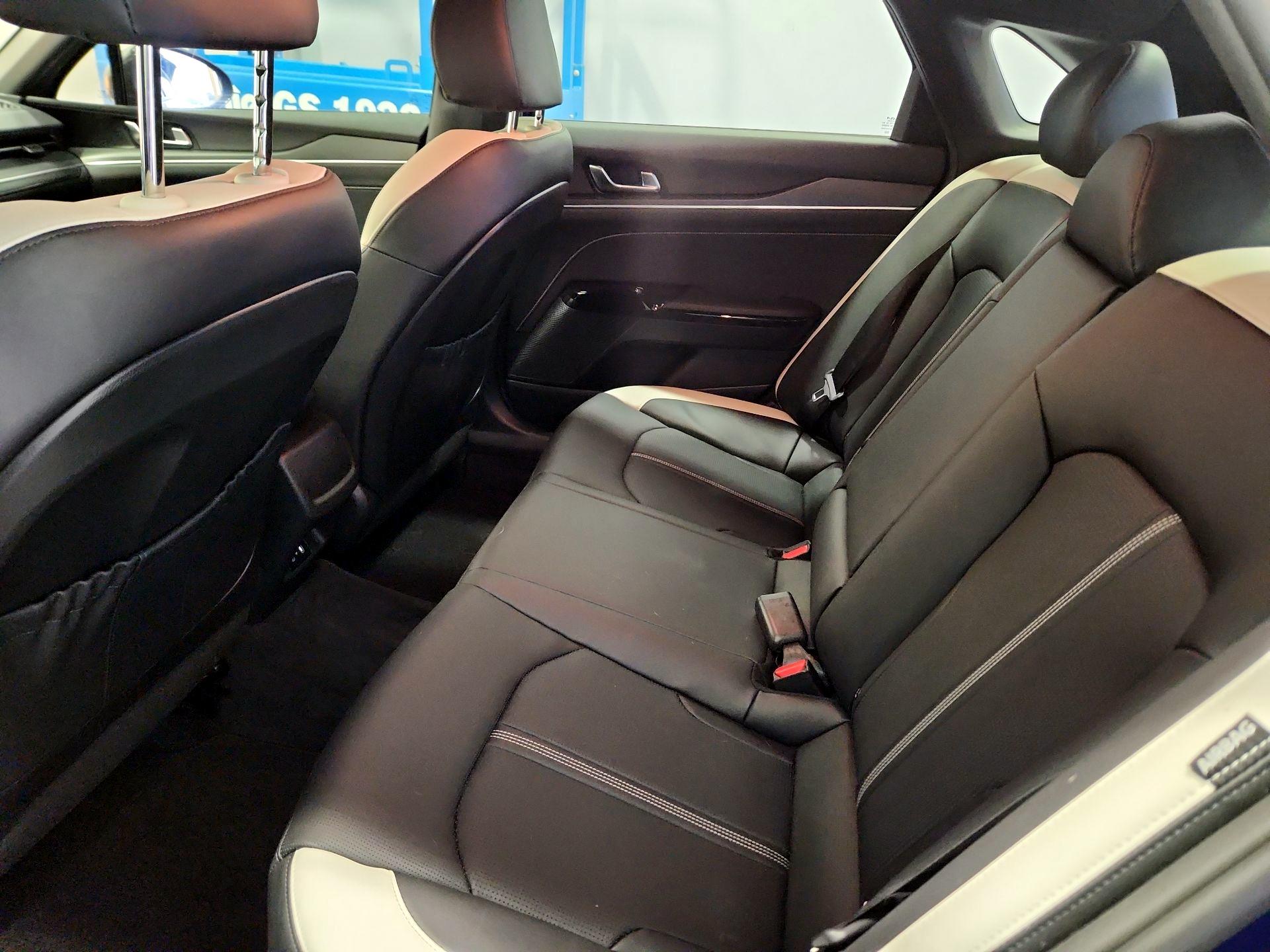 Thumbnail: 2025 Kia K5 - 18