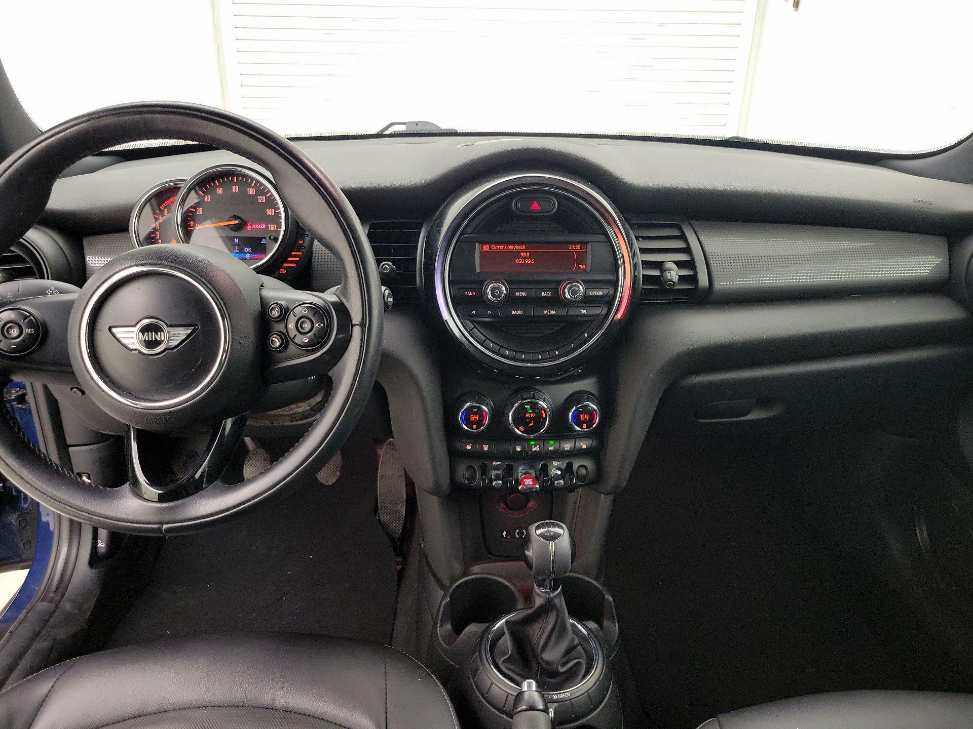 Thumbnail: 2015 MINI Cooper Hardtop - 9