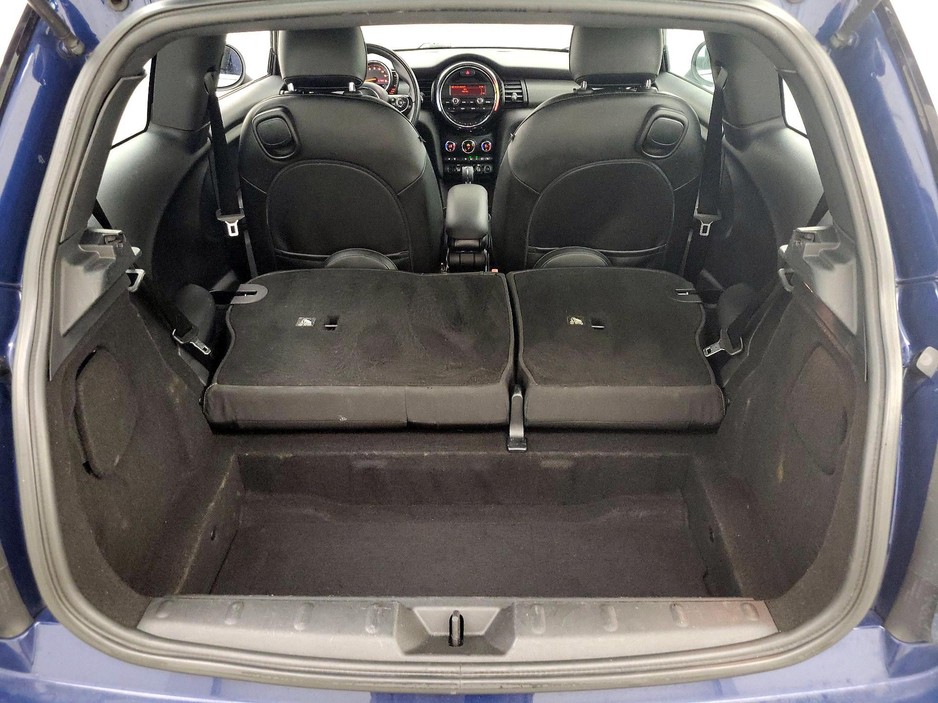 Thumbnail: 2015 MINI Cooper Hardtop - 20