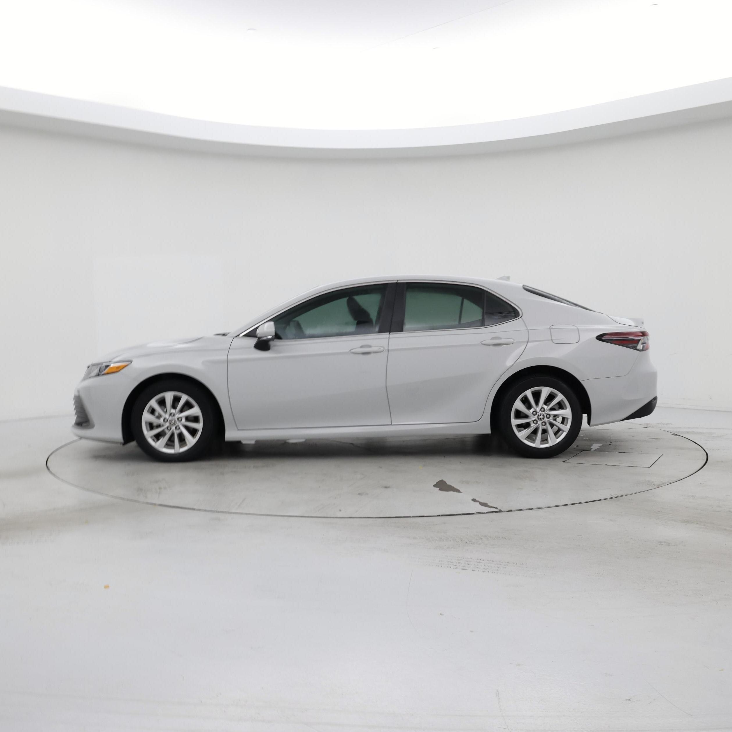 Thumbnail: 2024 Toyota Camry - 3