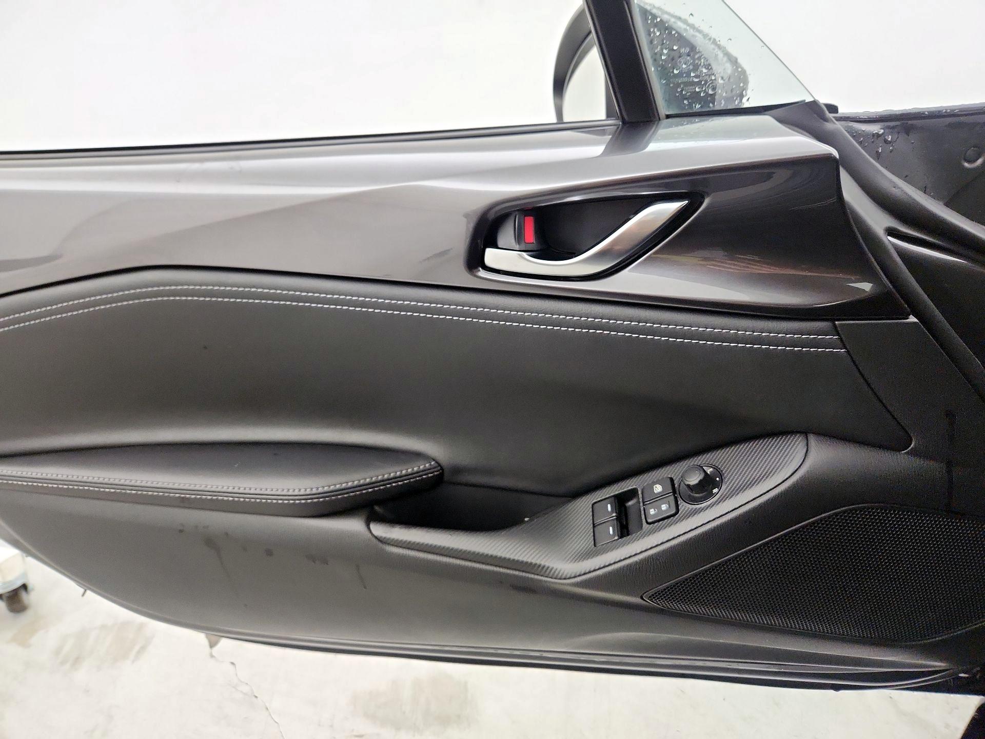 Thumbnail: 2023 Mazda MX-5 Miata - 12