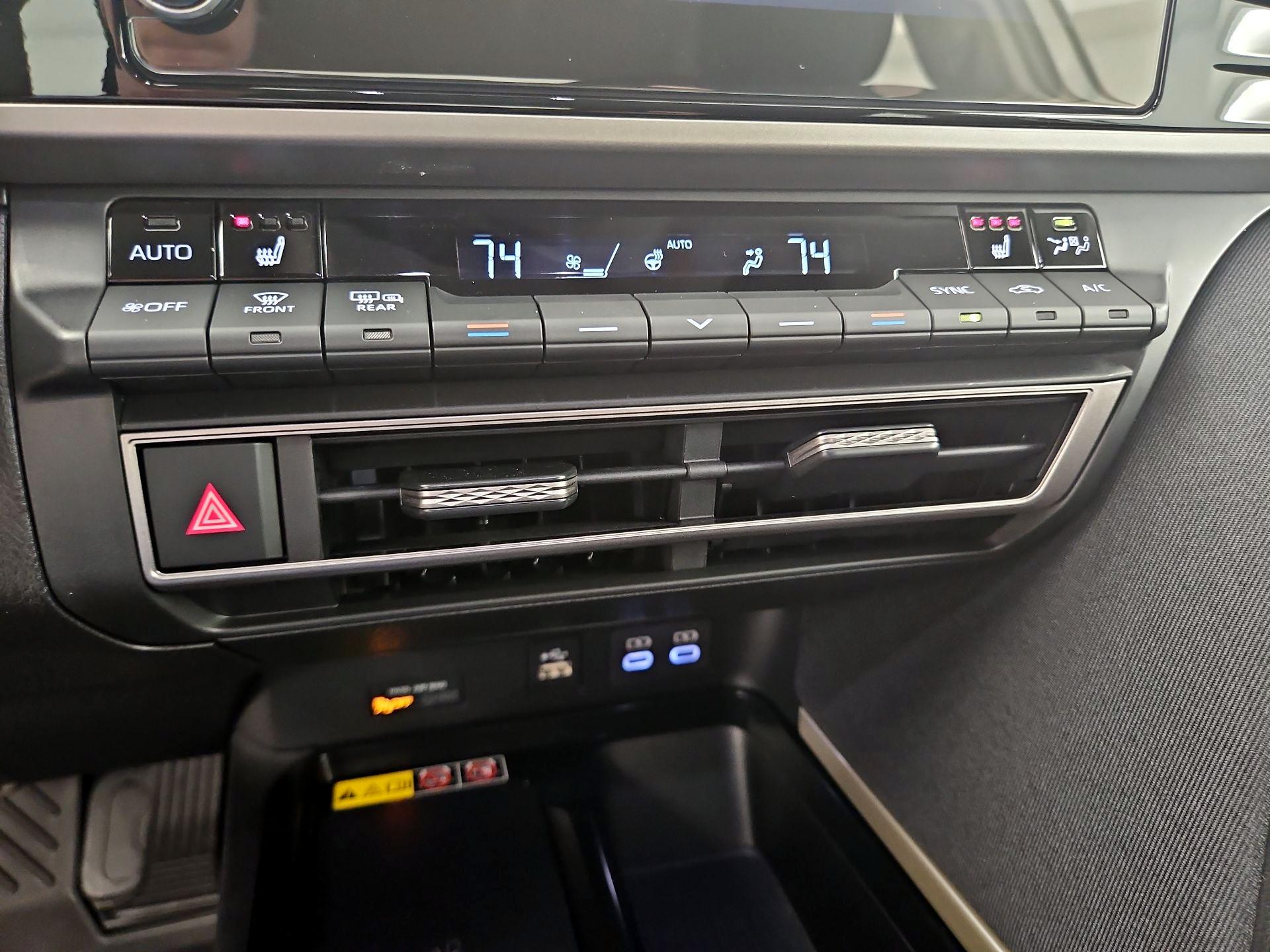 Thumbnail: 2025 Toyota Camry - 16